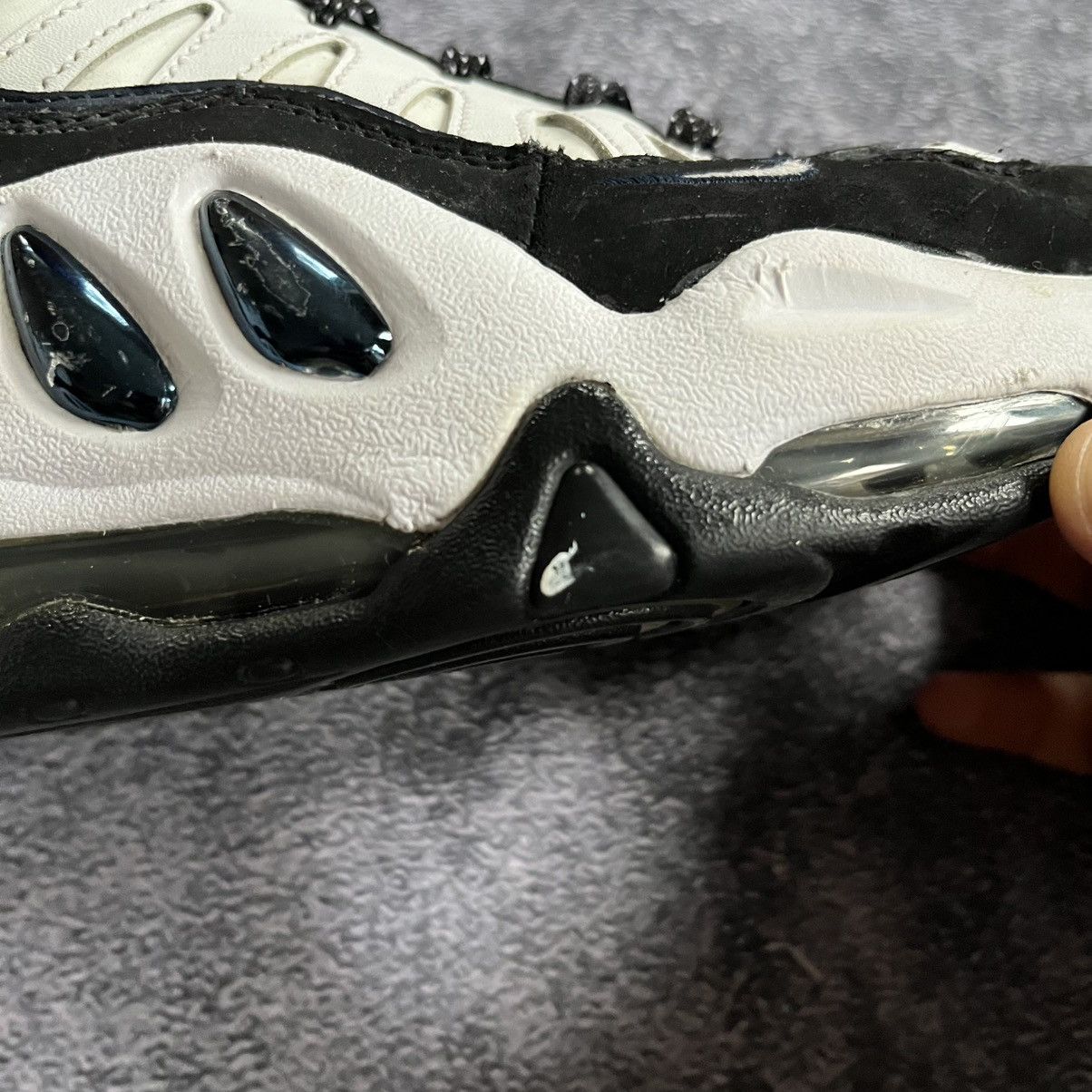 Nike Nike Air Max Uptempo 3 Size 9.5 EU 43 Basketball Sneakers Size US 9.5 / EU 42-43 - 18 Thumbnail