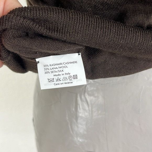 Alexander McQueen Alexander McQueen Knotted Knit Cashmere Silk V Neck Sleevele Size S / US 4 / IT 40 - 7 Thumbnail