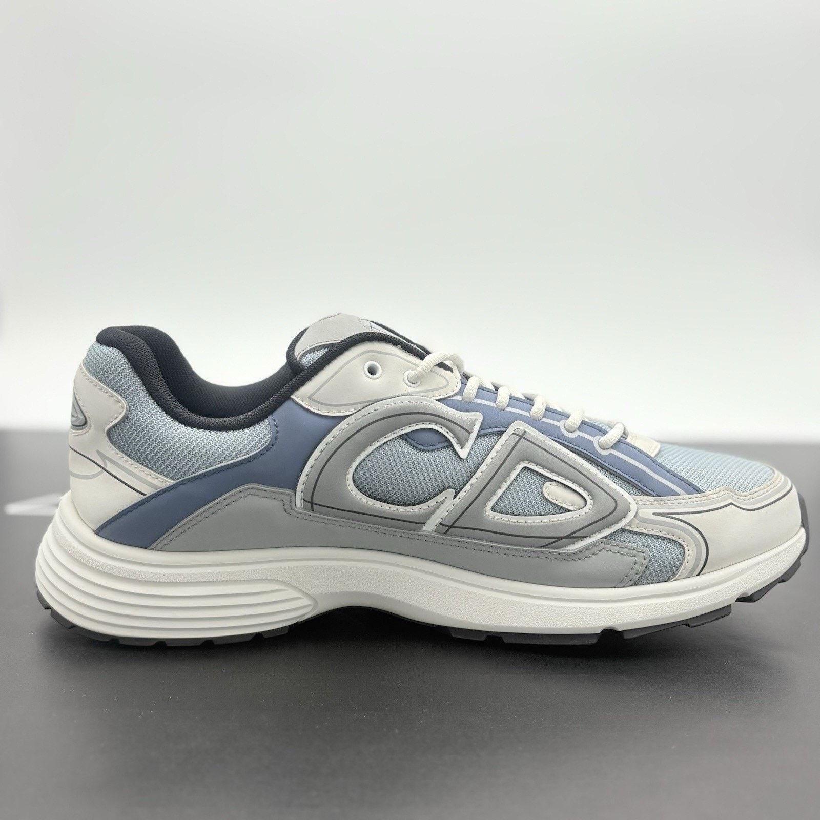 Dior Dior B30 Reflective Sneaker ' Blue Grey White '| SUPER CLEAN Size US 13 / EU 46 - 10 Thumbnail