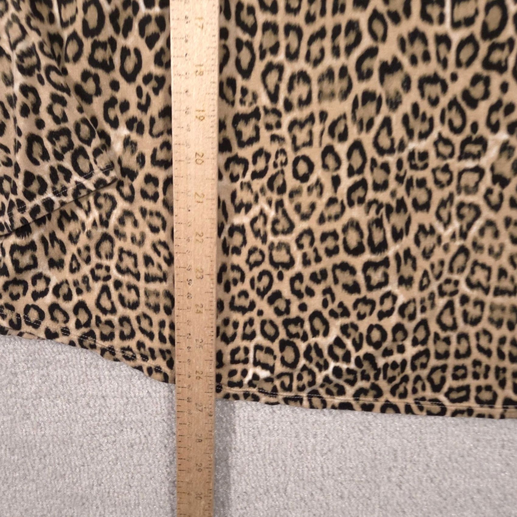 Vintage Chico's Shirt Womens 3 Brown Leopard Print Crew Neck Long Sleeve Stretch Top Shirt Womens Regular Adult Brown Leopard Print Long Sleeve Top Size XS / US 0-2 / IT 36-38 - 6 Thumbnail