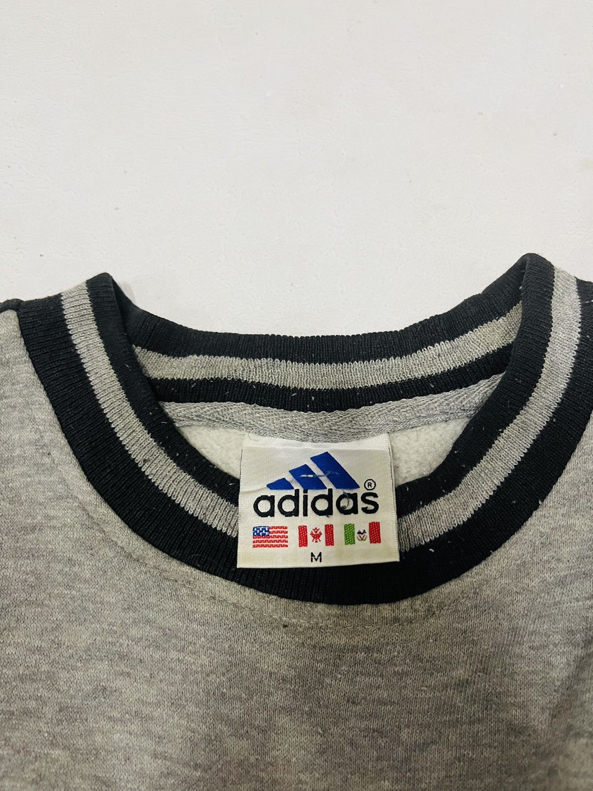 Adidas Vintage Adidas Sweatshirt Size US M / EU 48-50 / 2 - 3 Thumbnail