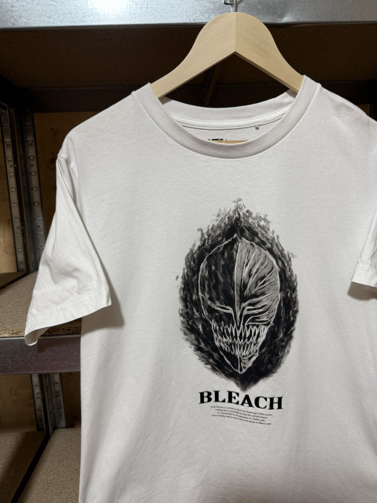Anime × Japanese Brand × Uniqlo Uniqlo Bleach Anima Japanese brand T-Shirt Y2K Hype Size US S / EU 44-46 / 1 - 3 Thumbnail