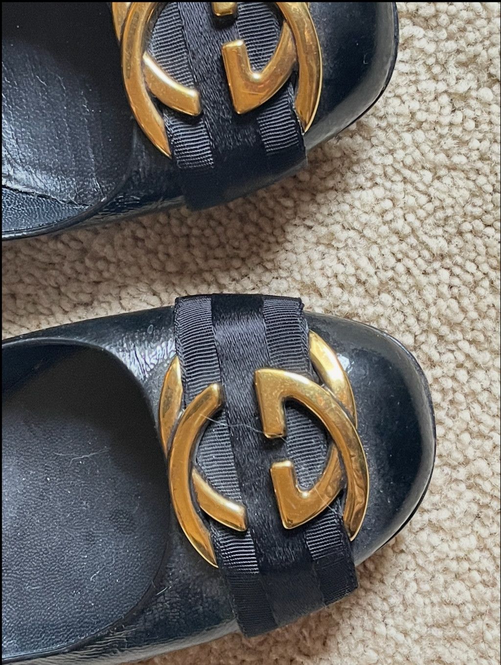 Gucci Gucci Black Patent Leather Block Heel Pumps G Gold Buckle 37 Size US 7 / IT 37 - 3 Thumbnail