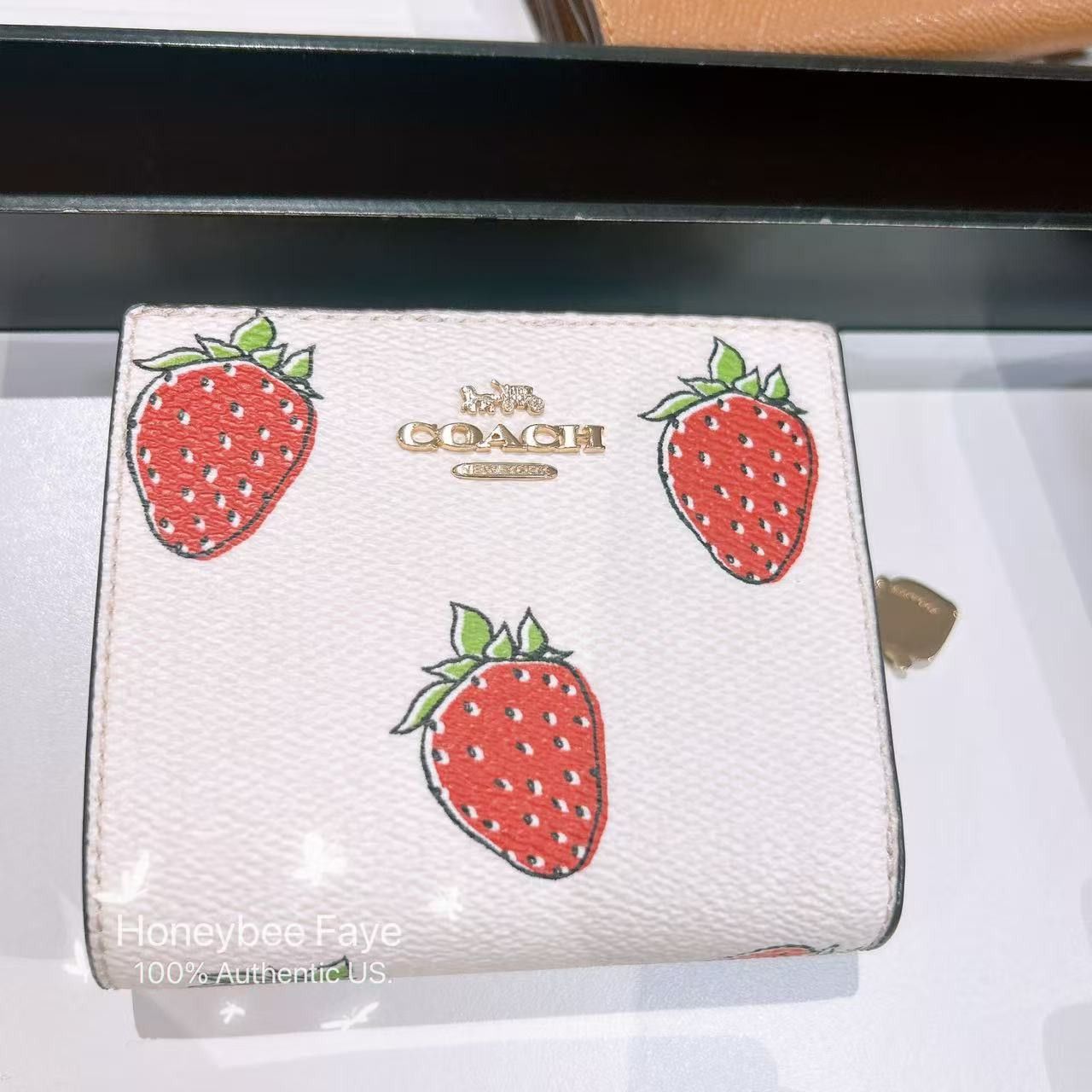 Coach Snap Wallet With Strawberry Print CAP18 Size ONE SIZE - 2 Thumbnail