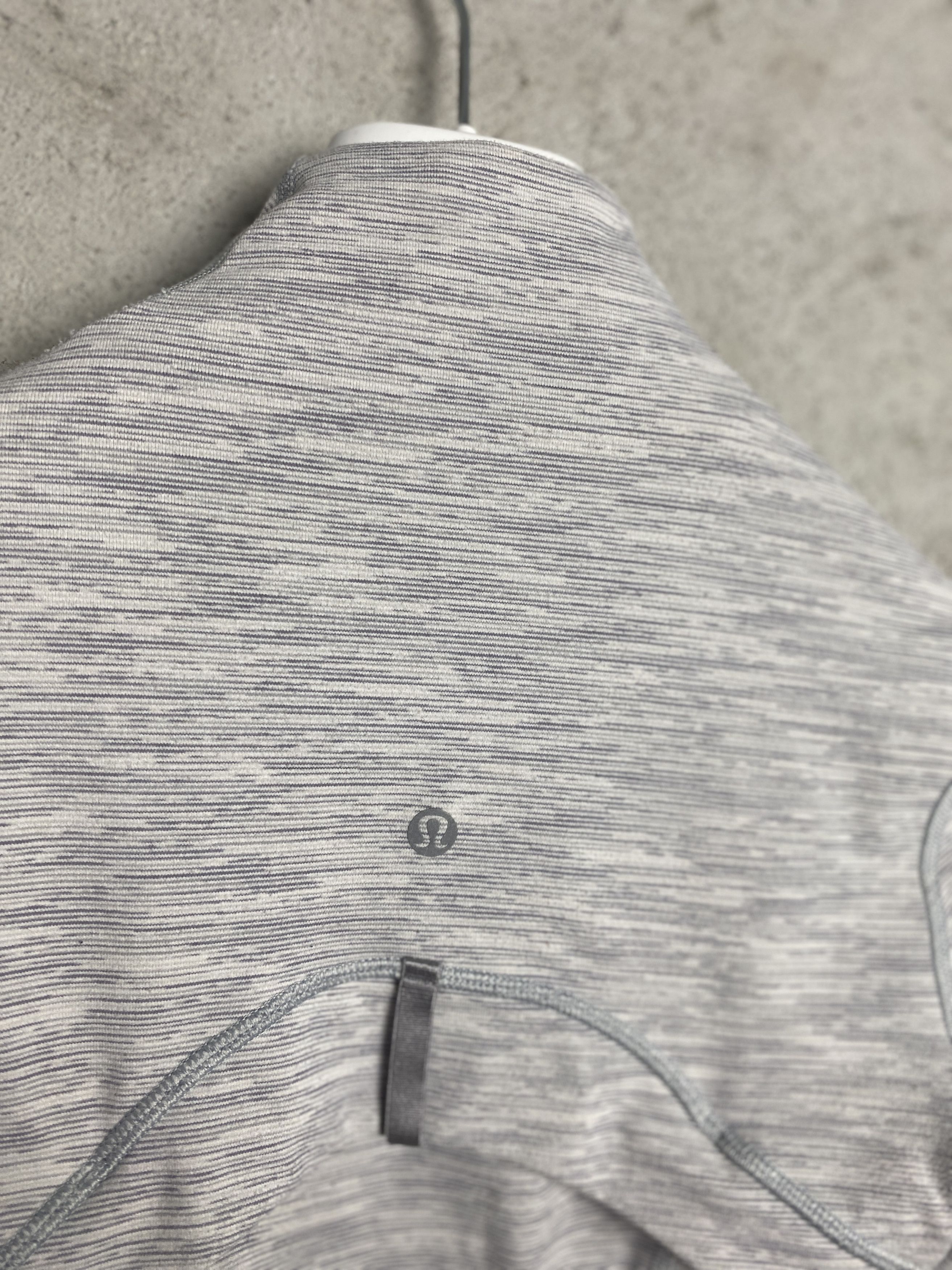 Lululemon Lululemon define jacket gym pilates yoga pilates run Size XS / US 0-2 / IT 36-38 - 5 Thumbnail