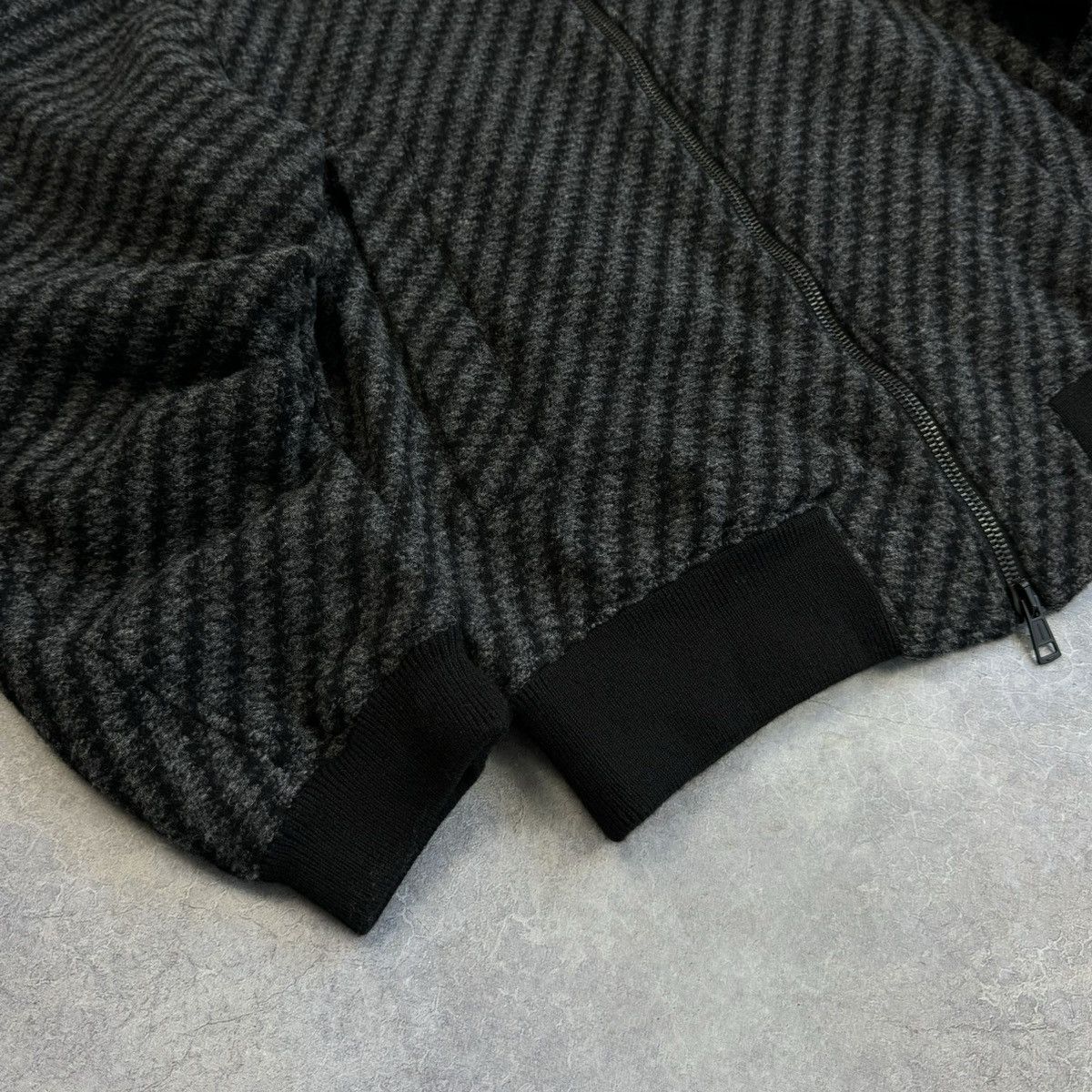 Ann Demeulemeester ANN DEMEULEMEESTER SAMPLE BETTOCA WOOL BOMBER JACKET Size US S / EU 44-46 / 1 - 5 Thumbnail