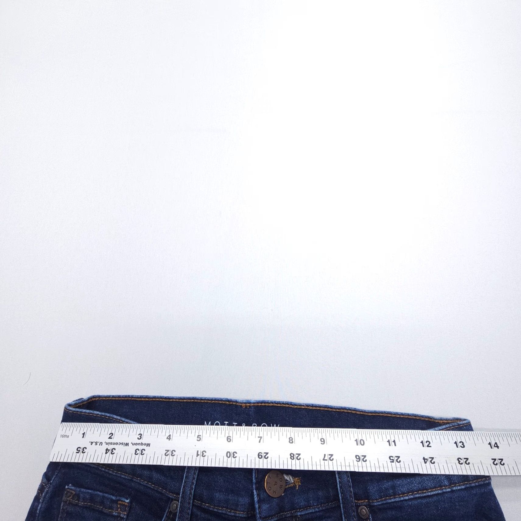 Mott & Bow Mott & Bow Jeans Boyfriend Dark Wash Denim Mid Rise 26 x 28 Blue Stretch Regular Women Jeans Size 26" / US 2 / IT 38 - 7 Thumbnail