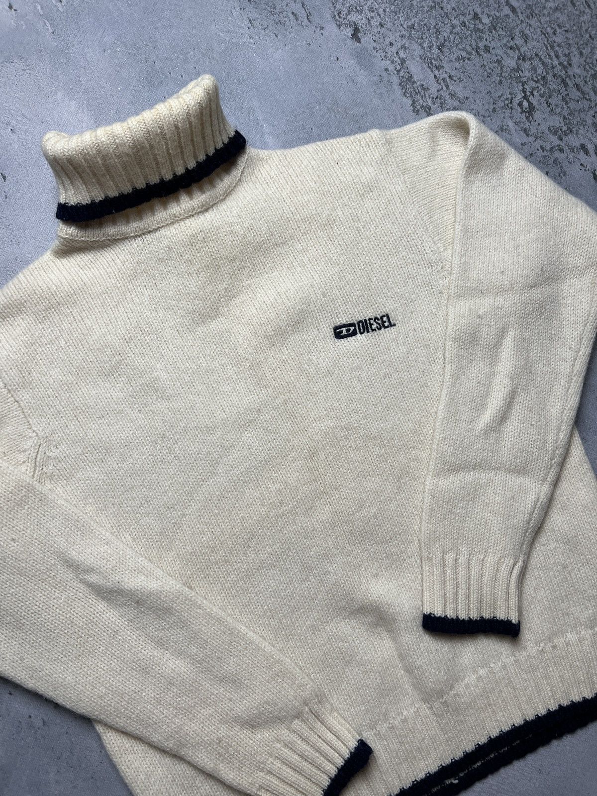Diesel Diesel Vintage Distressed Knitwear Cream Wool Sweater 90's Size L / US 10 / IT 46 - 7 Thumbnail