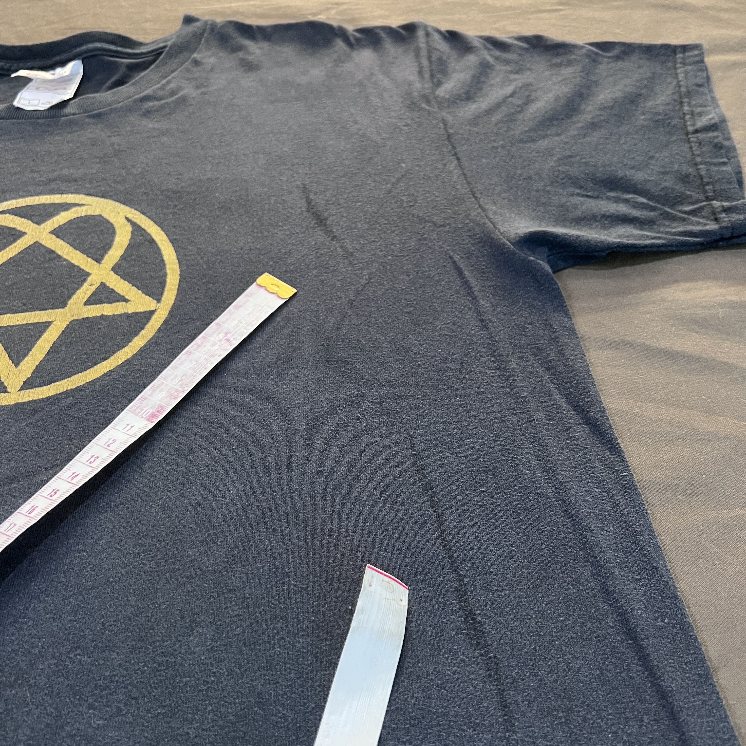 Band Tees × Seditionaries × Vintage Vintage Y2K 2000s HIM logo Promo Tee Faded Gothic metal Size US L / EU 52-54 / 3 - 5 Thumbnail