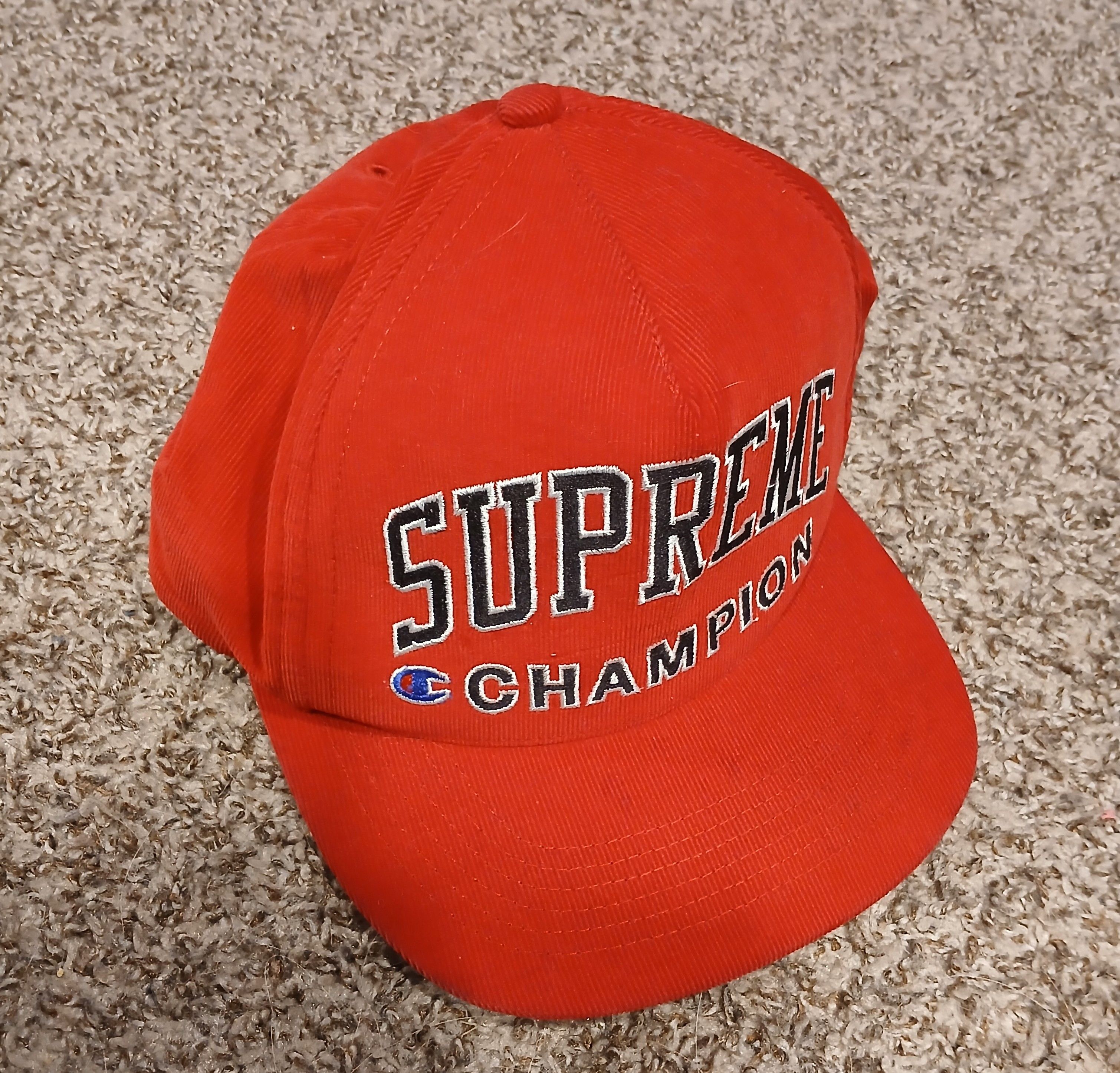 Champion × Supreme Supreme x Champion Red Embroidered Logo hat SS17 Size ONE SIZE - 2 Thumbnail