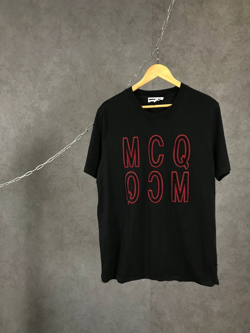 Alexander McQueen Alexander McQueen MCQ designer big logo tee Size US XL / EU 56 / 4 - 1 Thumbnail