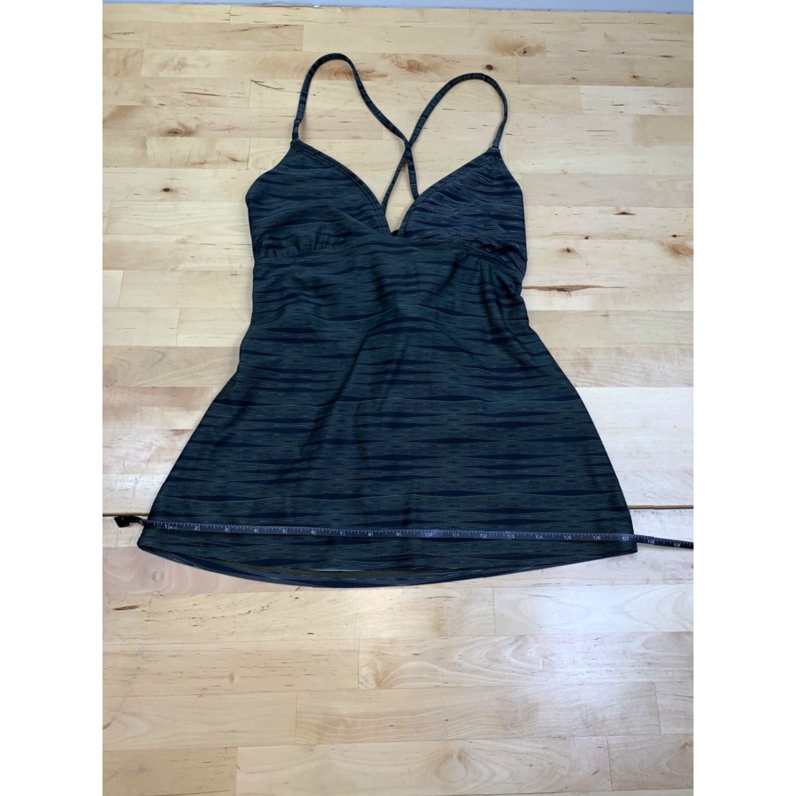 Athleta Athleta Tank Womens M Green Adjustable Strap Open Back Casual Shirt Size M / US 6-8 / IT 42-44 - 4 Thumbnail