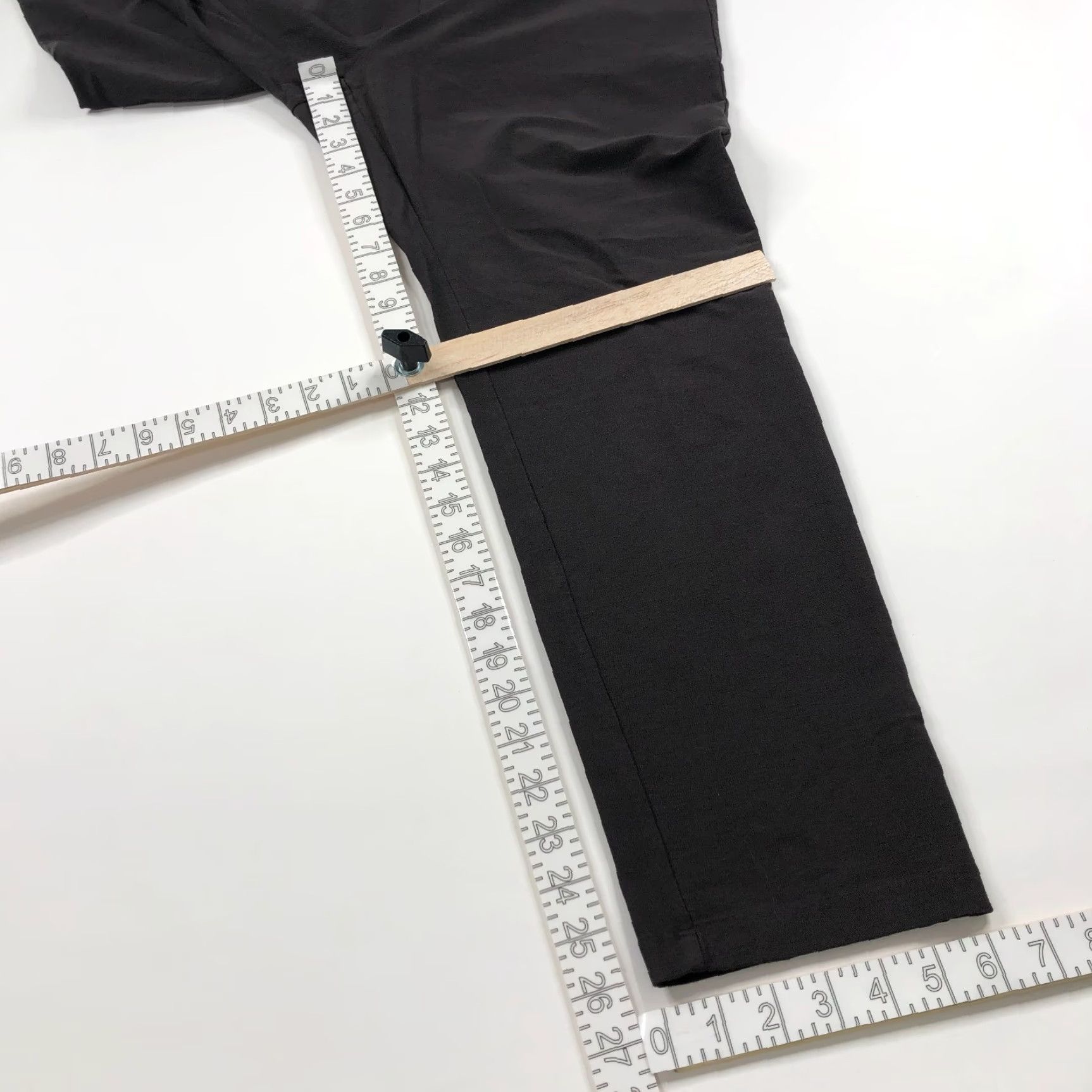 Eileen Fisher Eileen Fisher Crepe Pull On Medium Gray Pants Mid Rise Viscose Nylon Lycra 32W 26L 26 Inseam Regular Front Flat Pockets Women's Pants Shirt? Size 32" / US 10 / IT 46 - 4 Thumbnail