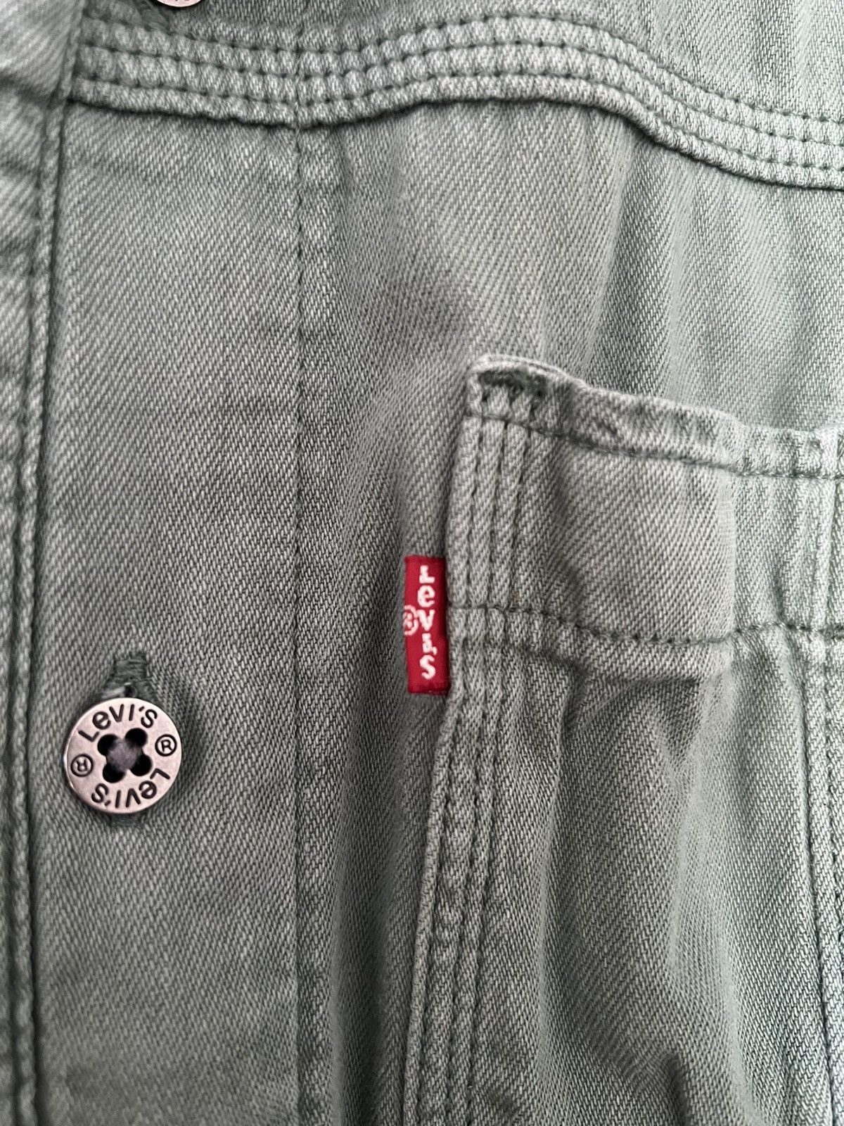 Levi's Levi’s Auburn worker(olive) shirt , M, relaxed fit Size US M / EU 48-50 / 2 - 4 Thumbnail