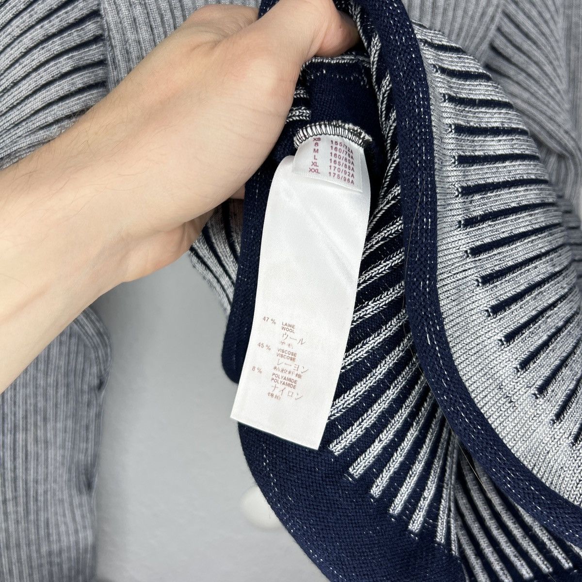 Louis Vuitton Louis Vuitton Sweater Knitwear Jumper Ribbed Flared Size M / US 6-8 / IT 42-44 - 9 Thumbnail