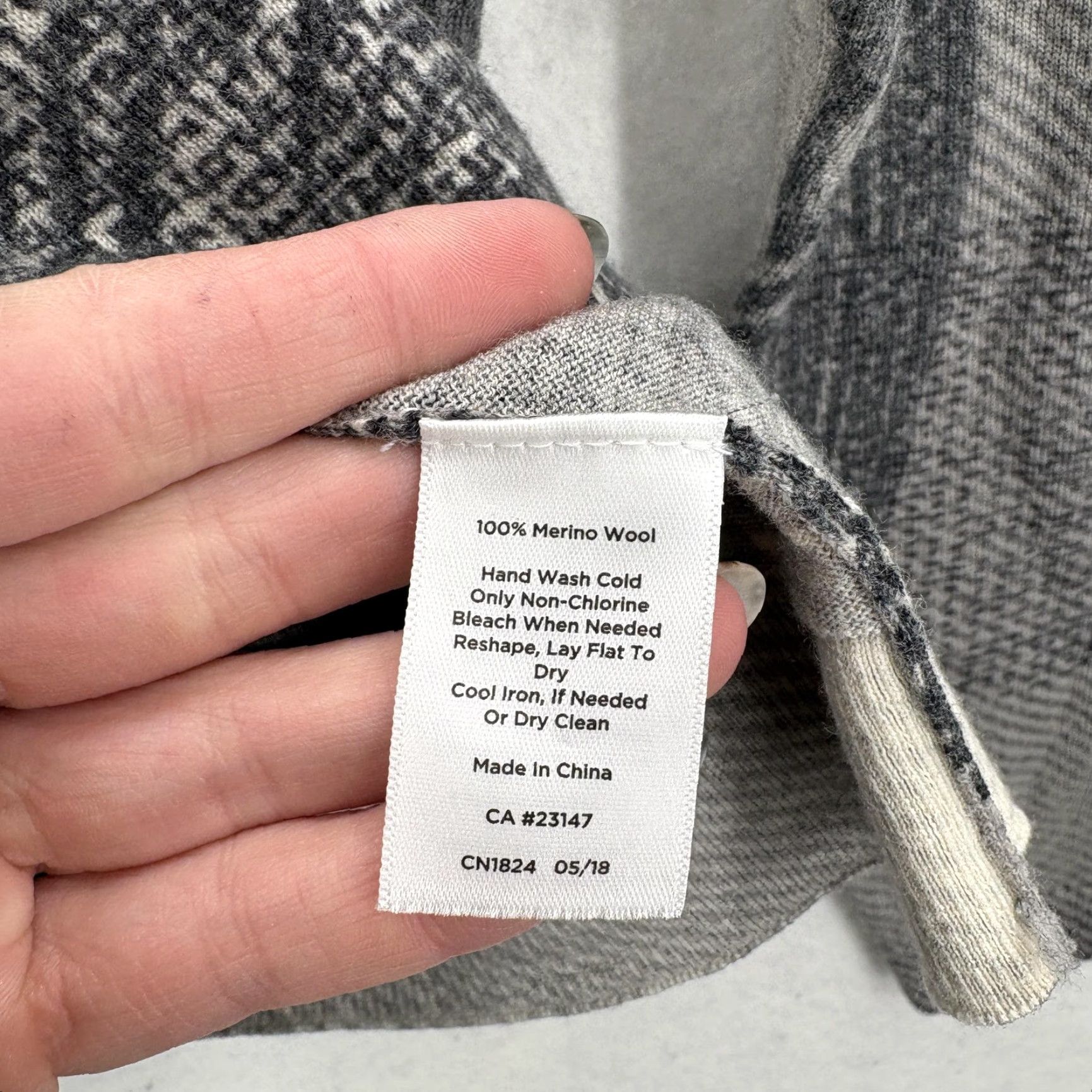 Talbots Talbots Sweater Womens 1X Gray Merino Wool Paisley Plaid Pullover Crewneck Cozy Size XL / US 12-14 / IT 48-50 - 5 Thumbnail