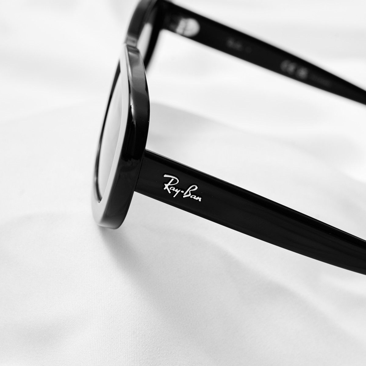 RayBan RAYBAN 0RB2221F 901/M3 SUNGLASSES Size ONE SIZE - 3 Thumbnail