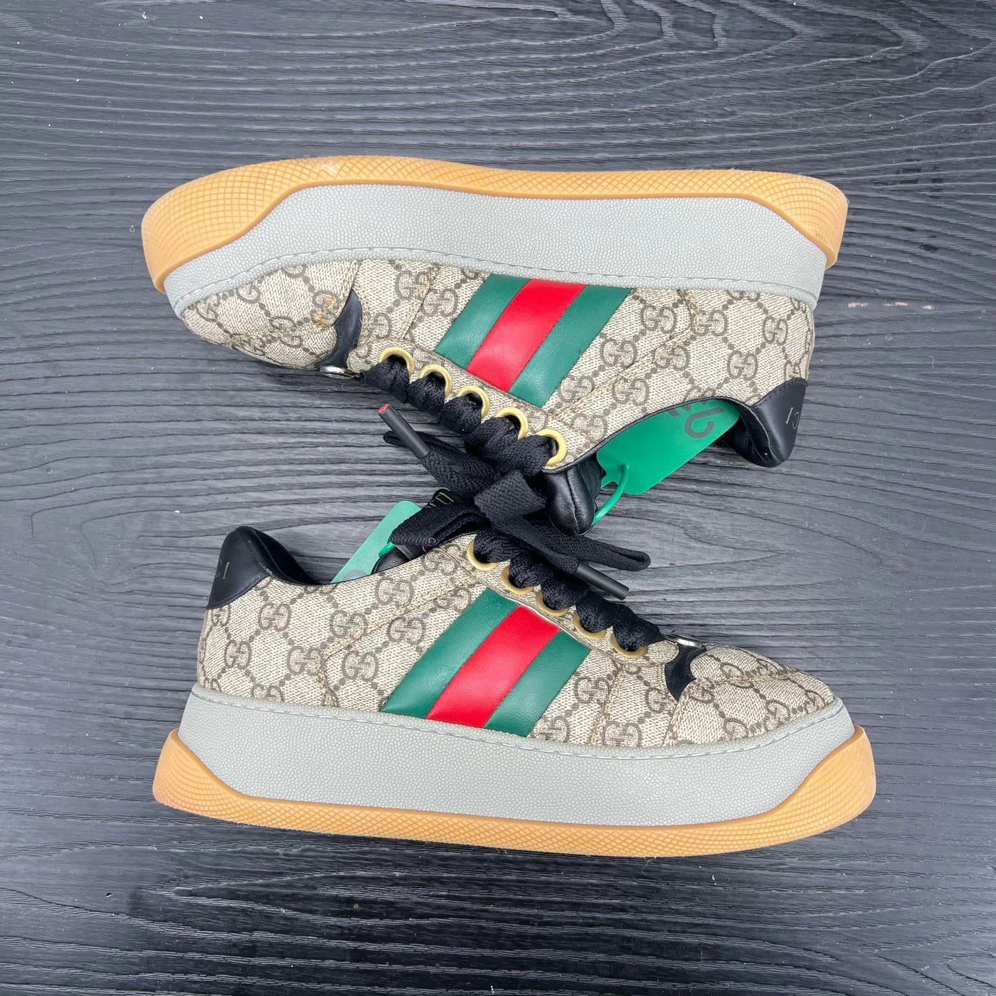 Gucci Gucci brown all over Clefairy shoes US6 EU40 mint box Size US 6 / IT 36 - 3 Thumbnail
