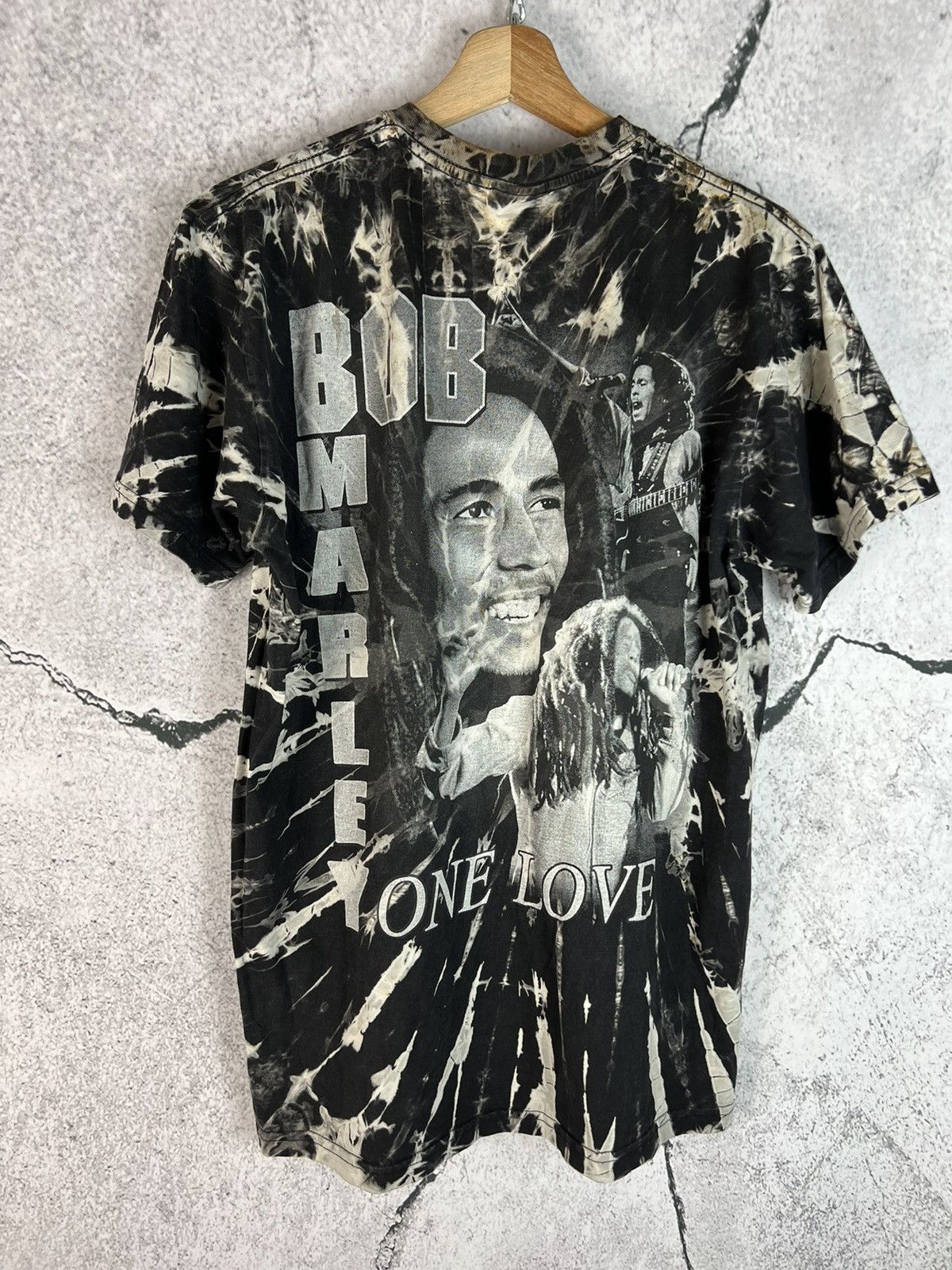 Band Tees Vintage Y2K Bob Marley Iron Lion Zion graphic T shirt rare Size US L / EU 52-54 / 3 - 2 Thumbnail