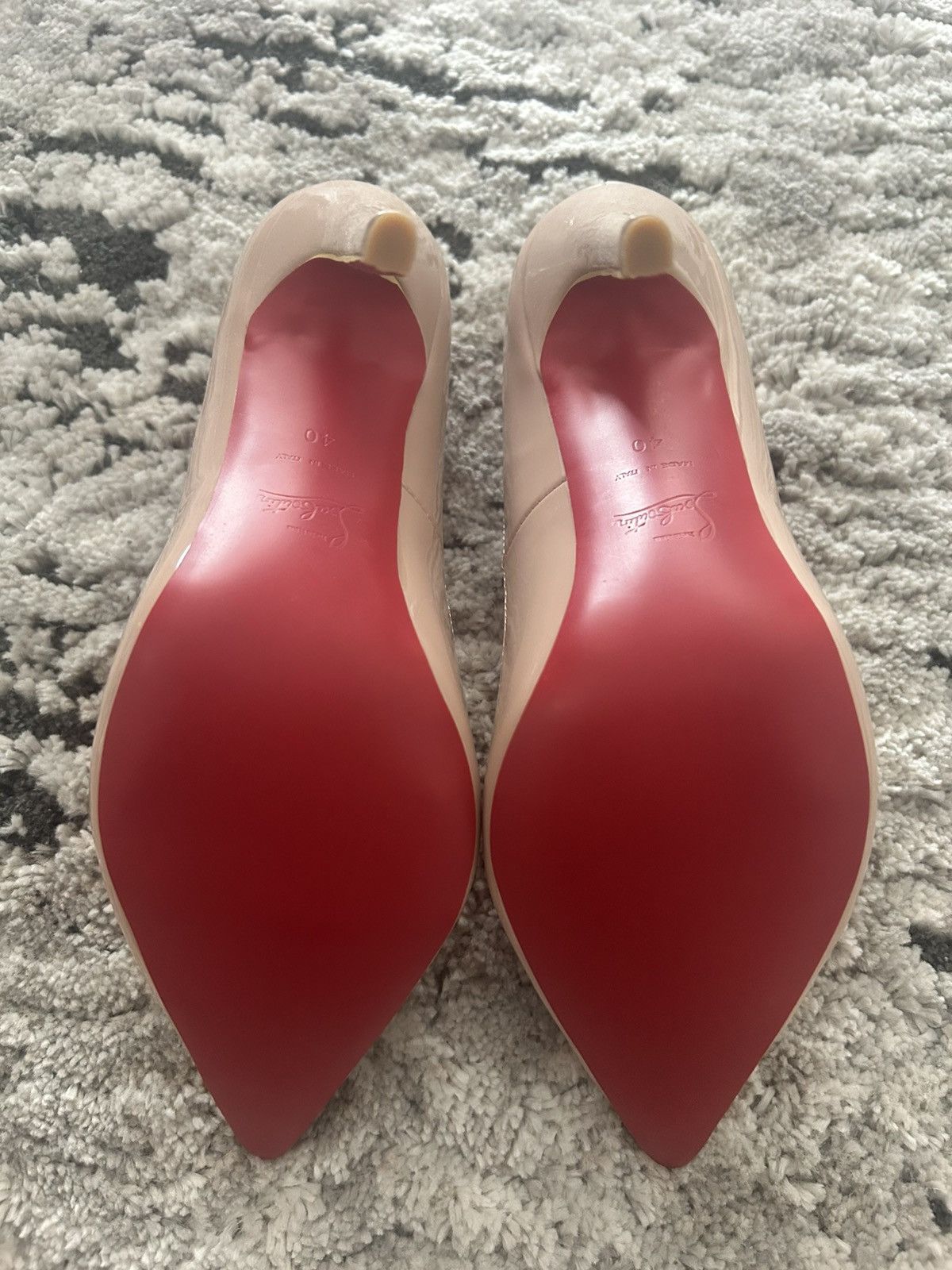 Christian Louboutin CHRISTIAN LOUBOUTIN IRIZA LEATHER PUMPS Size US 8.5 / IT 38.5 - 8 Thumbnail