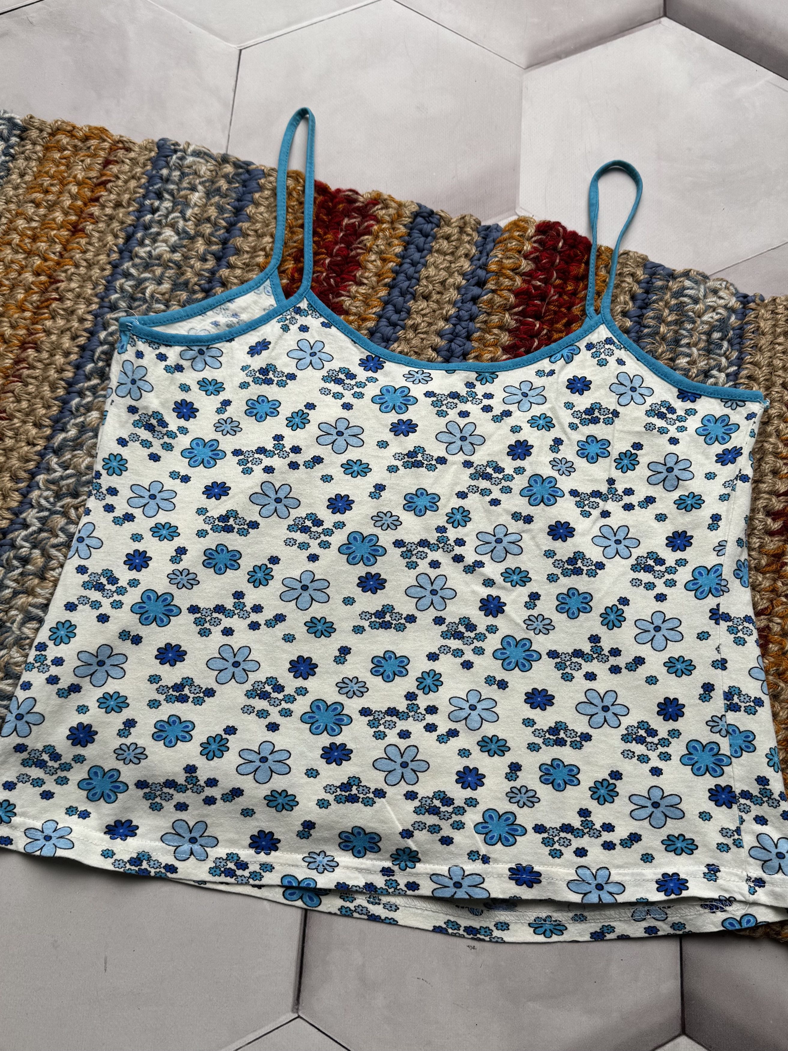 Vintage Vintage Blue Floral Camisole Top Y2K Womens Spaghetti (E4) Size M / US 6-8 / IT 42-44 - 4 Thumbnail
