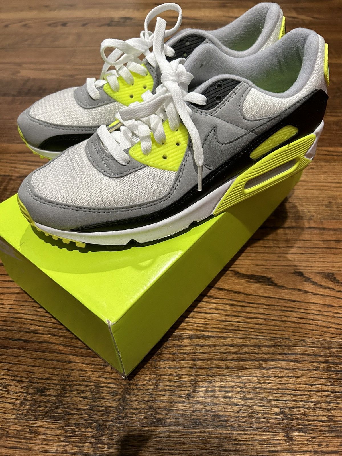 Nike air max 90 OG Volt Neon Green 2020 Retro Runner