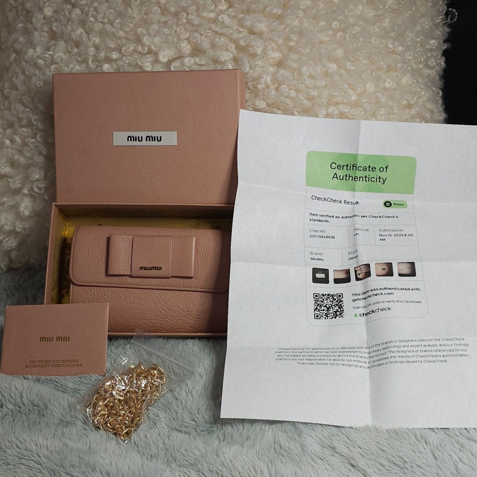 Miu Miu **Authentic**Miu Miu Trifold Wallet Madras Fiocco Orchidea Size ONE SIZE - 3 Thumbnail