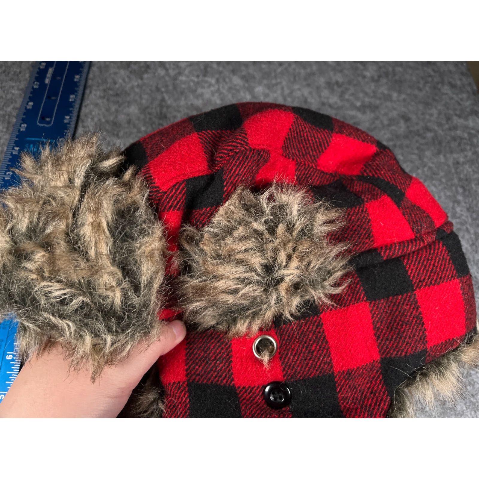 Vintage VINTAGE Wild Wear Trapper Hat Adult One Size Red Plaid Ear Flap Hunting Outdoor Camp Camping Men Mens Size ONE SIZE - 4 Thumbnail