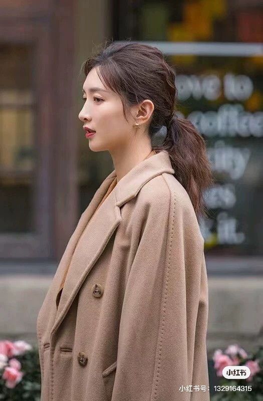 Max Mara Max Mara Wool and cashmere coat classic silhouette camel. Size M / US 6-8 / IT 42-44 - 8 Thumbnail