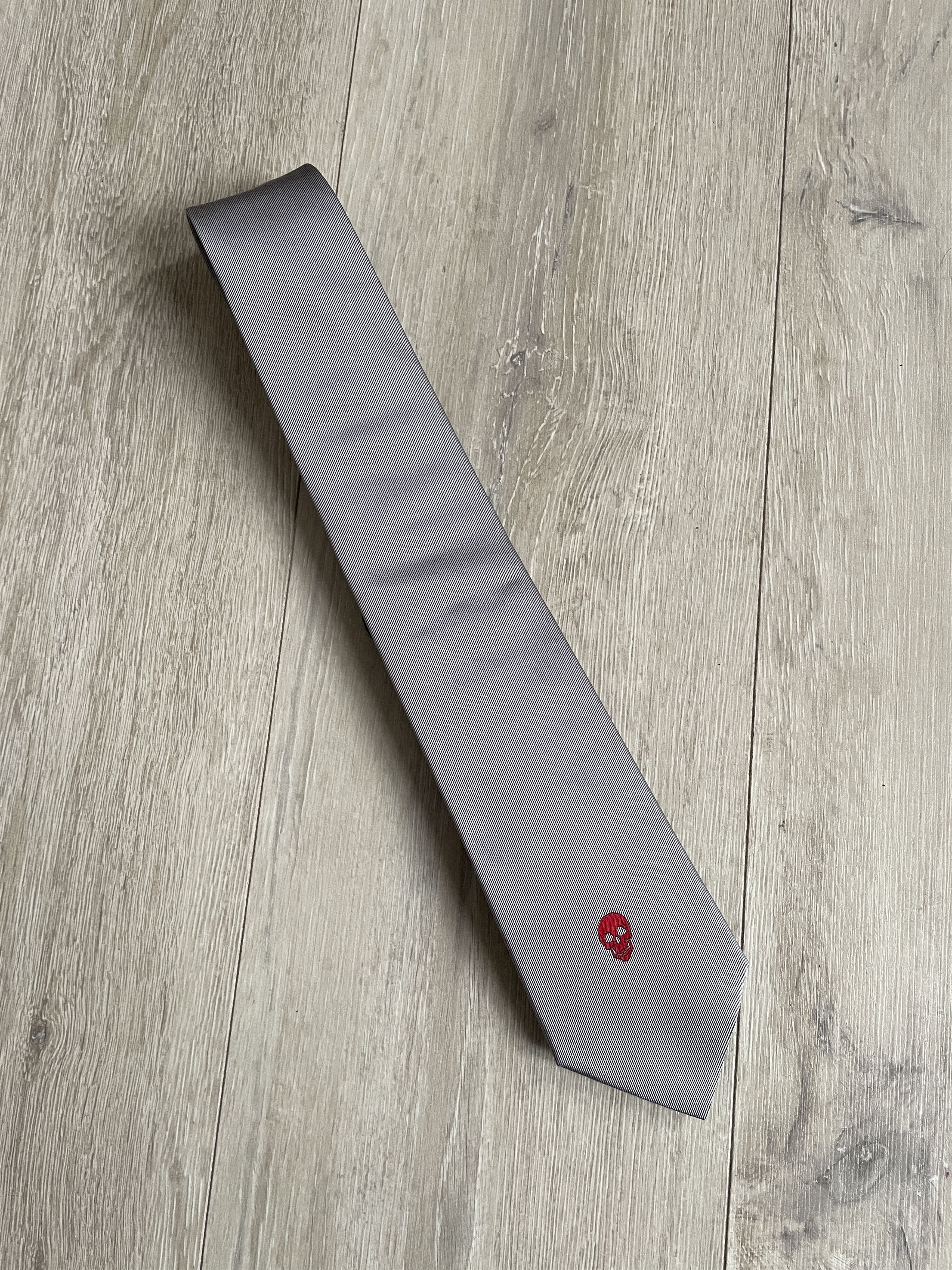 Dior Dior Homme SS05 “Beck” skull tie by Hedi Slimane Size ONE SIZE - 1 Thumbnail