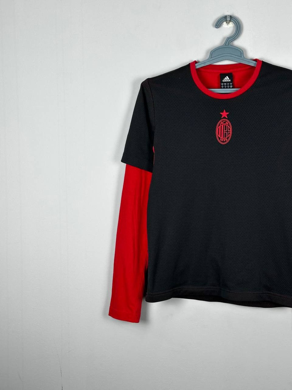 Adidas 2006 Adidas AC Milan Vintage Training Sweatshirt Crewneck Size US S / EU 44-46 / 1 - 2 Thumbnail