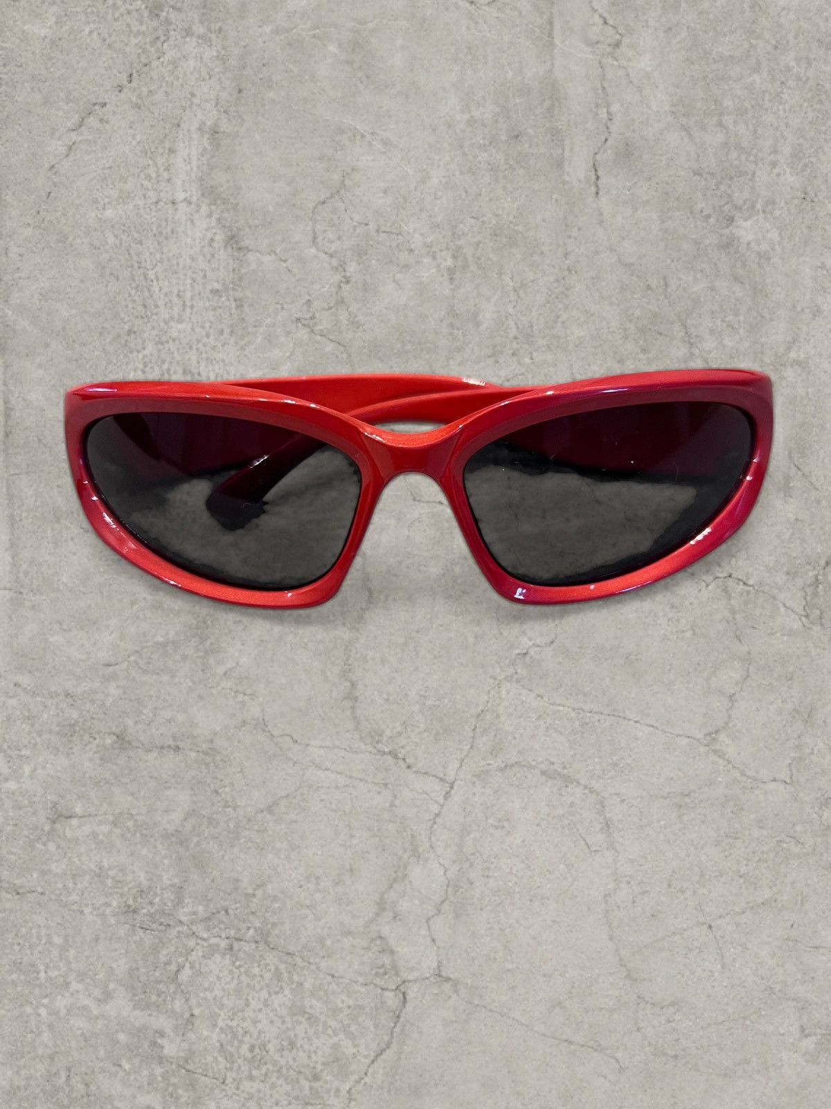 Japanese Brand Cool UV400 alien sunglasses, red with black lens. One size Size ONE SIZE - 2 Thumbnail