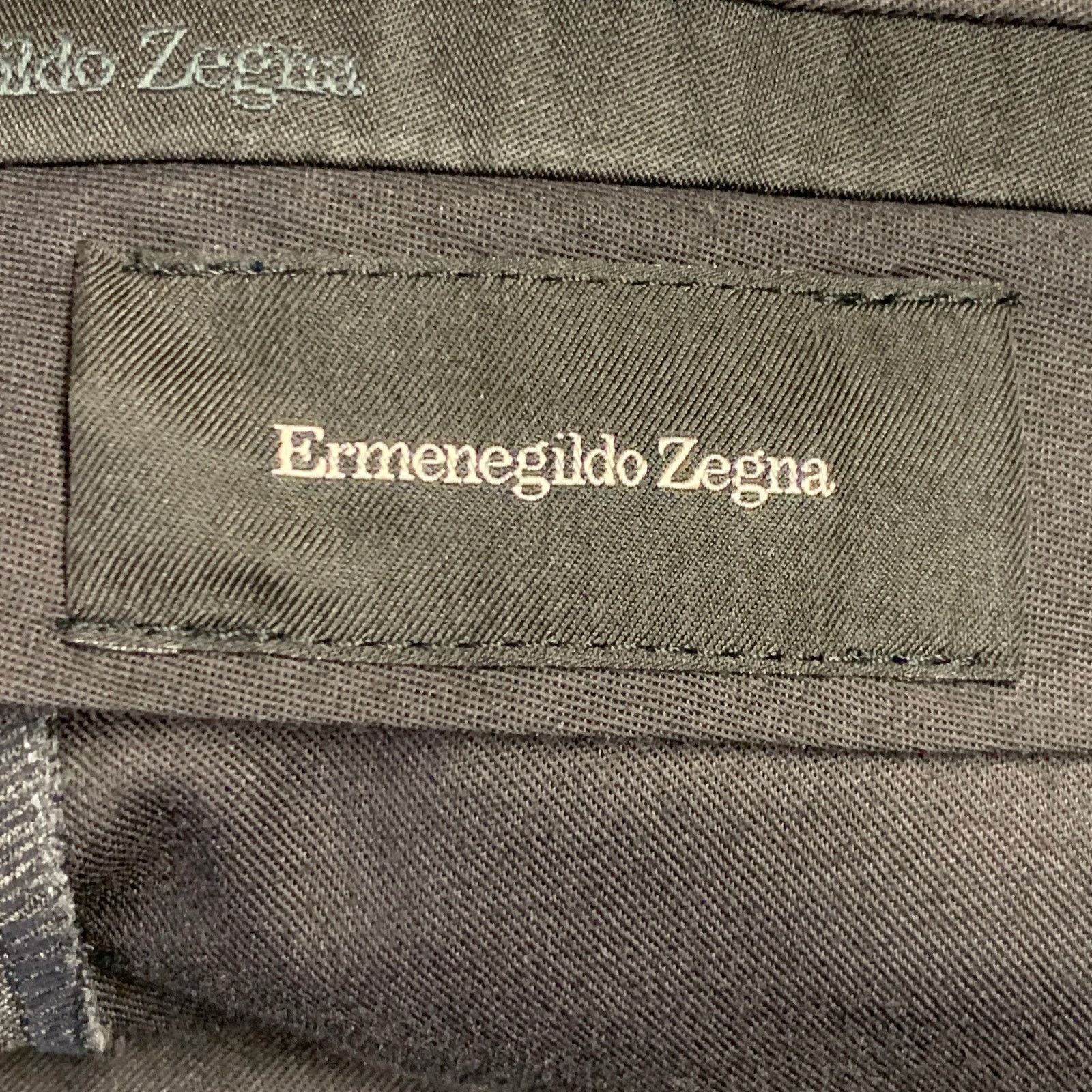 Ermenegildo Zegna Size 36 Grey Pleated Wool Cuffed Dress Pants Size US 36 / EU 52 - 4 Thumbnail