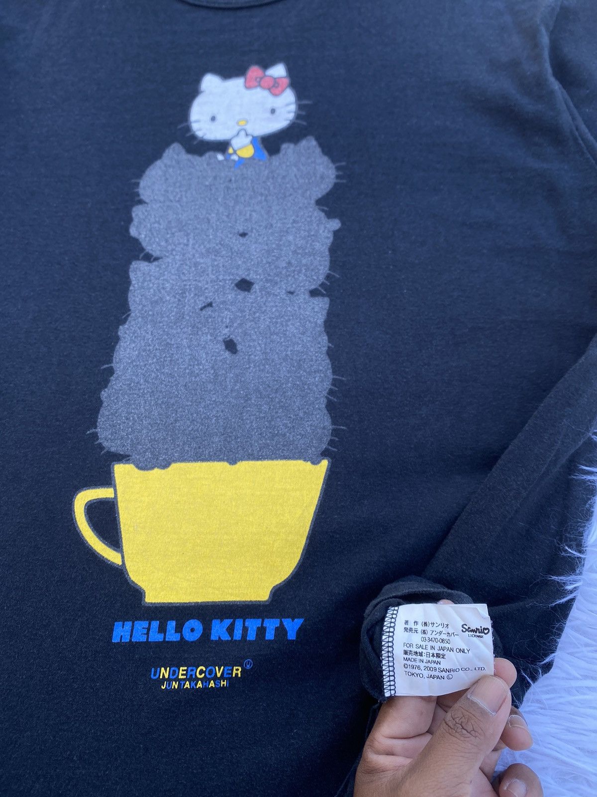 Undercover Rare Undercover by Jun Takahashi x Hello Kitty Black Tshirt Size US M / EU 48-50 / 2 - 17 Thumbnail