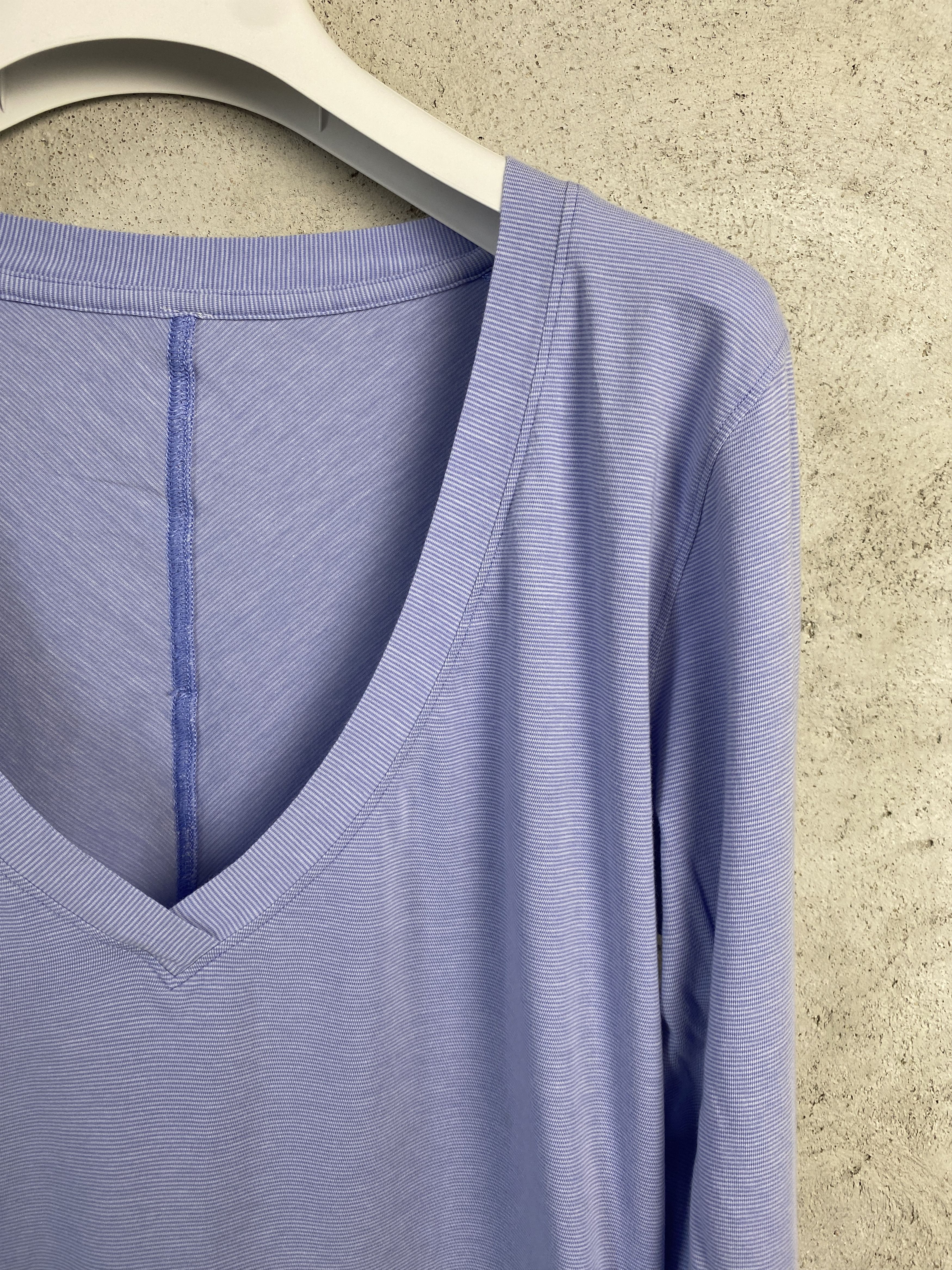 Lululemon Lululemon long sleeve t-shirt tee sport Size S / US 4 / IT 40 - 2 Thumbnail