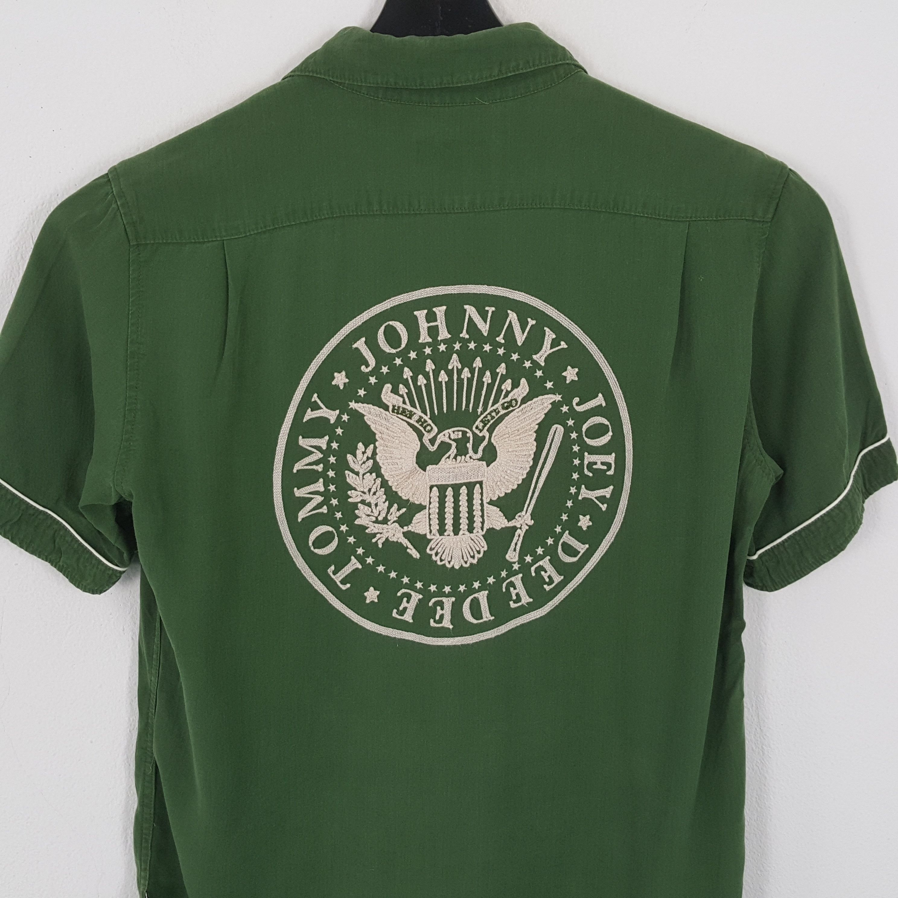 Hysteric Glamour HYSTERIC GLAMOUR x RAMONES Band Member Name Shirt Size US S / EU 44-46 / 1 - 2 Thumbnail