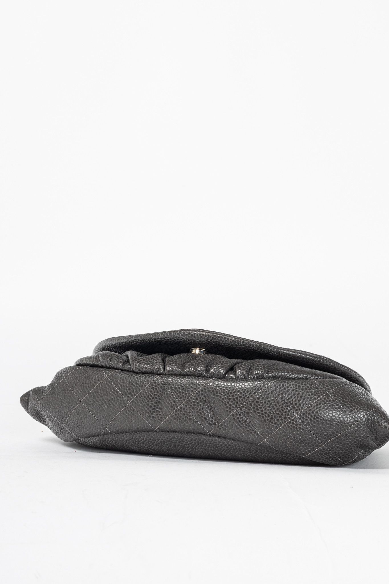 Chanel Chanel 12A Anthracite Caviar CC Half Moon WOC Size ONE SIZE - 5 Thumbnail