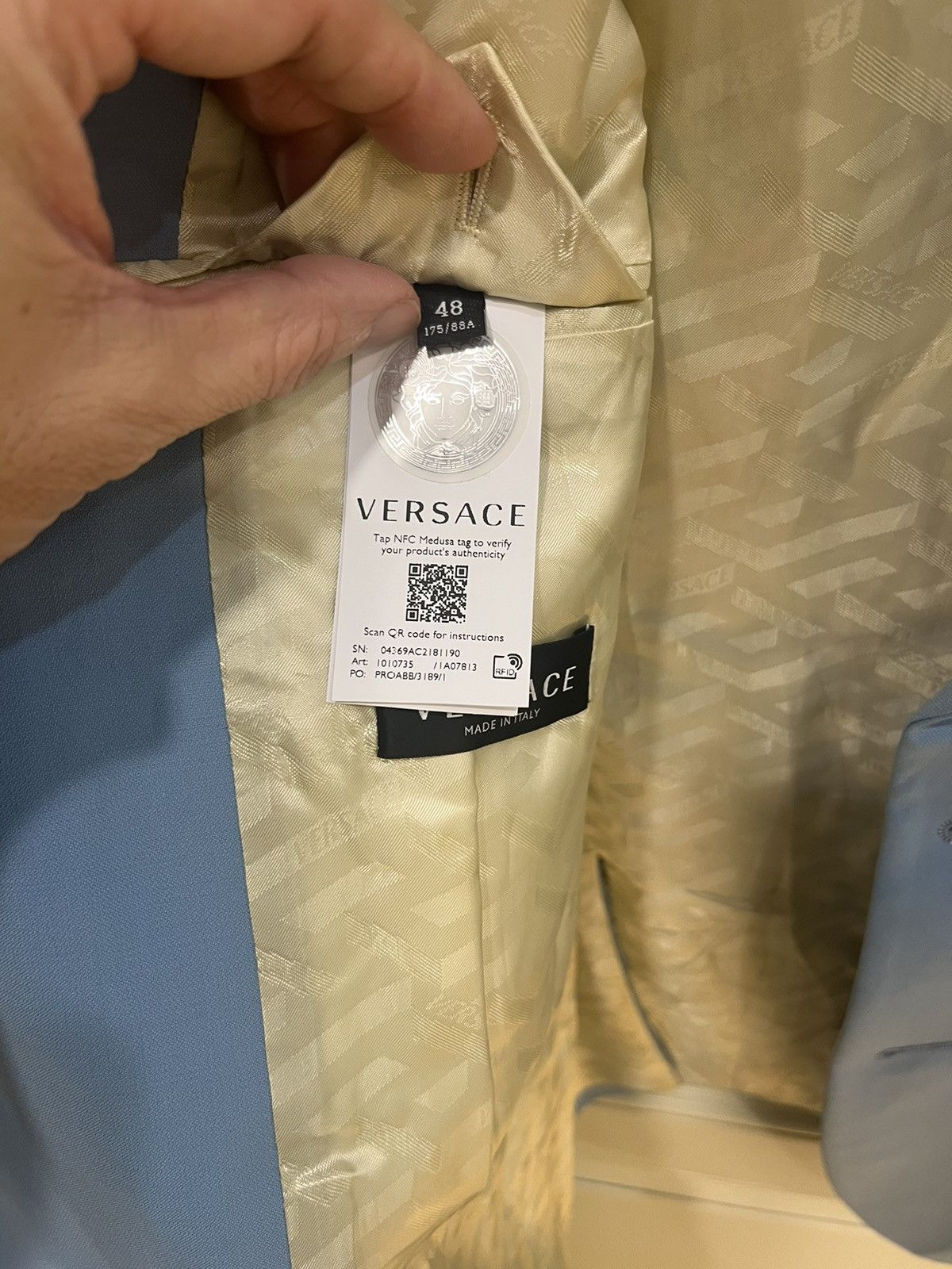 Versace Seashell Baroque blazer with silk back size48 Size 48R - 14 Thumbnail