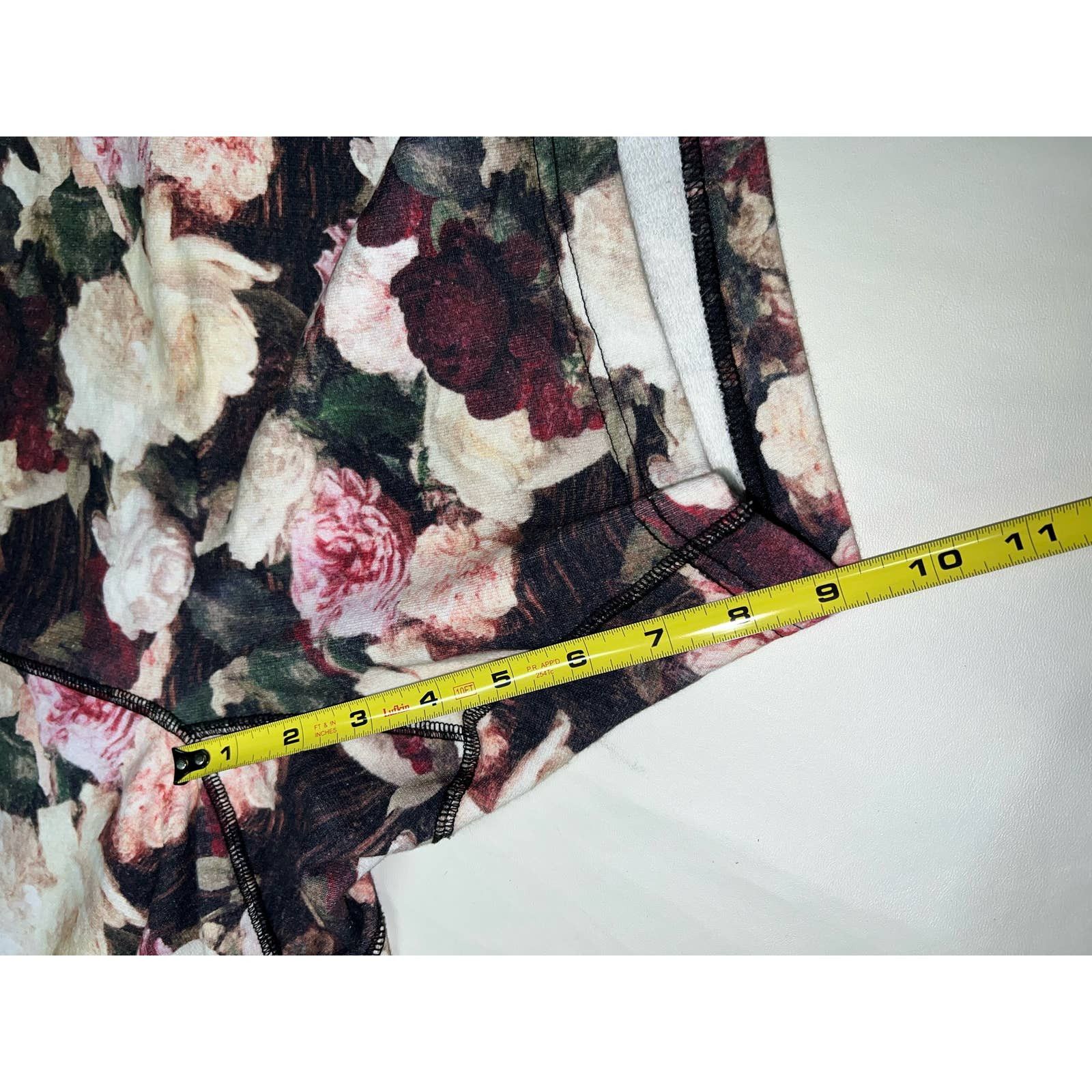 Supreme Supreme PCL Power Corruption Lies Sweat Shorts Size US 30 / EU 46 - 7 Thumbnail