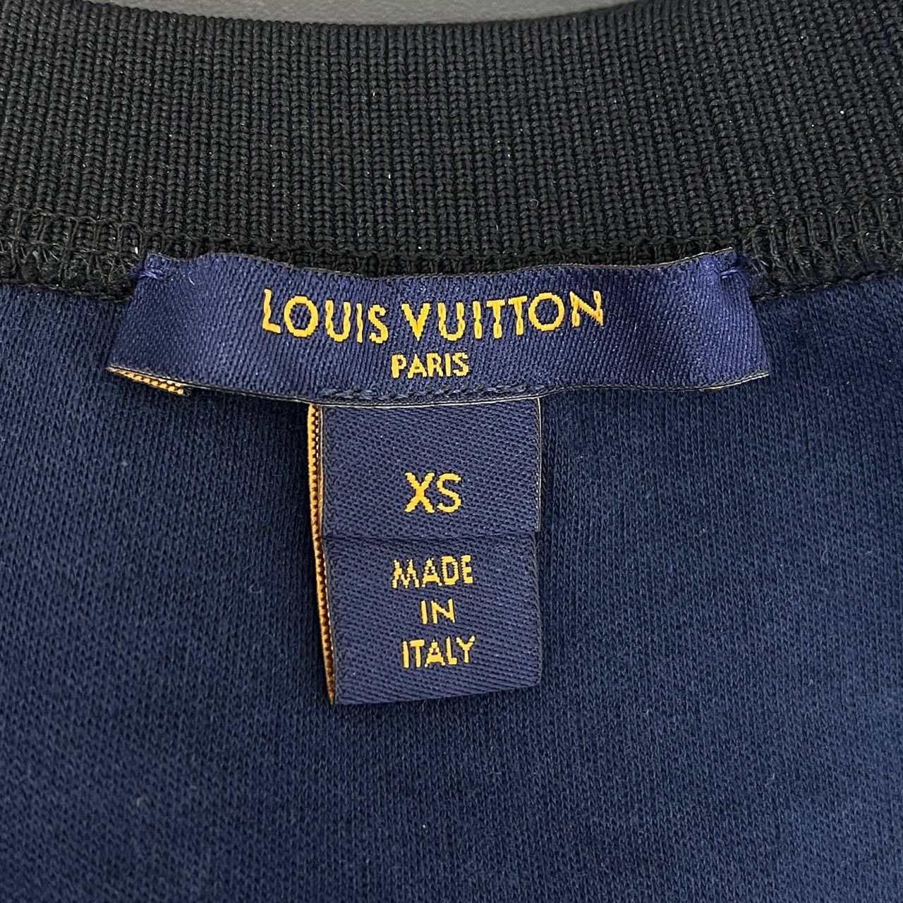 Louis Vuitton Louis Vuitton Blue, white and black contrast full logo patc Size US XS / EU 42 / 0 - 5 Thumbnail