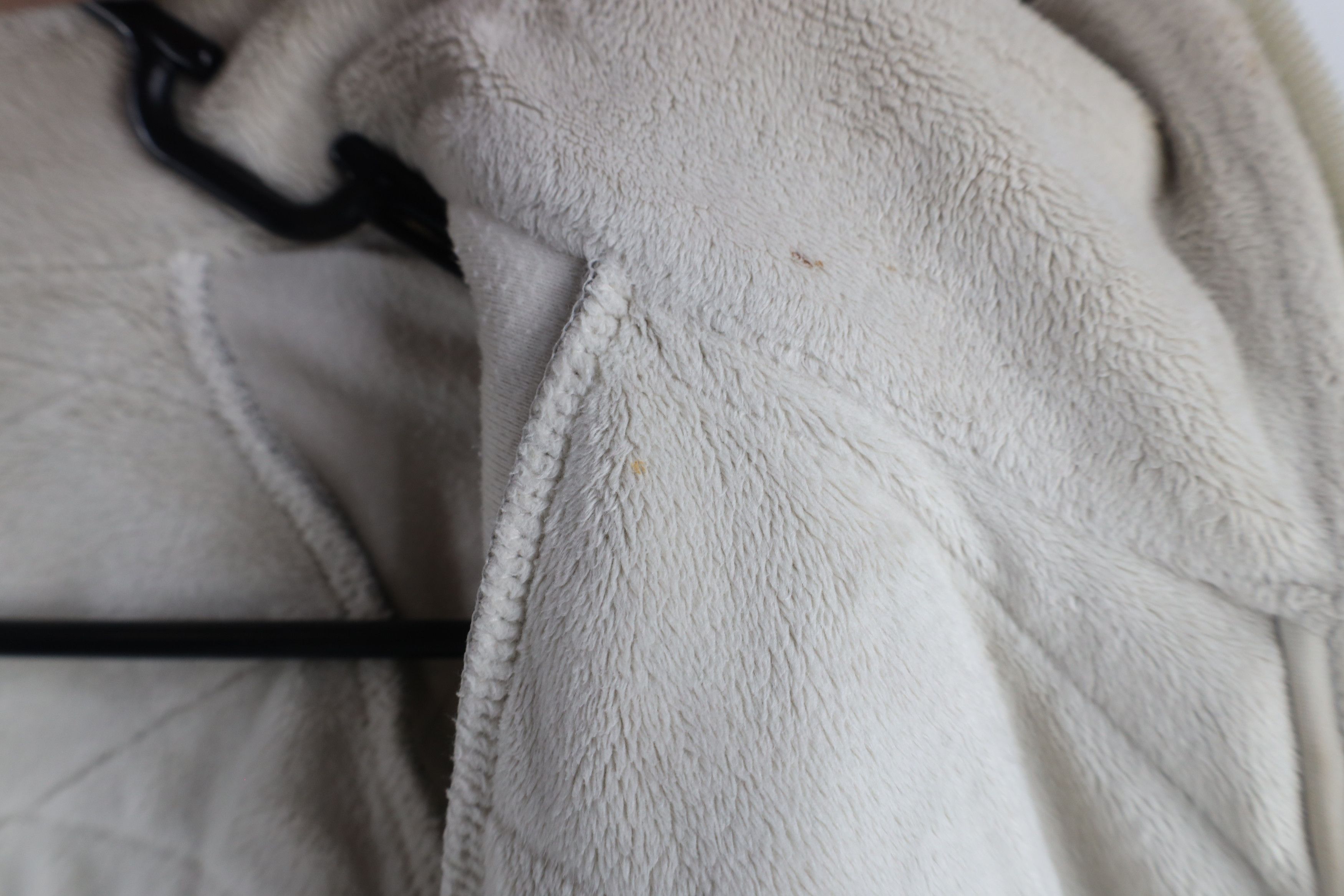 The North Face × Vintage The North Face Spell Out Knit Stitch Fleece Jacket Beige Size L / US 10 / IT 46 - 9 Thumbnail