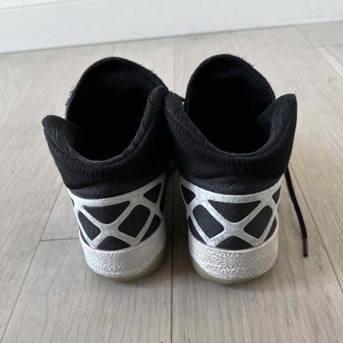 Jordan Brand Jordan 30 White Wolf Grey Size US 10.5 / EU 43-44 - 4 Thumbnail