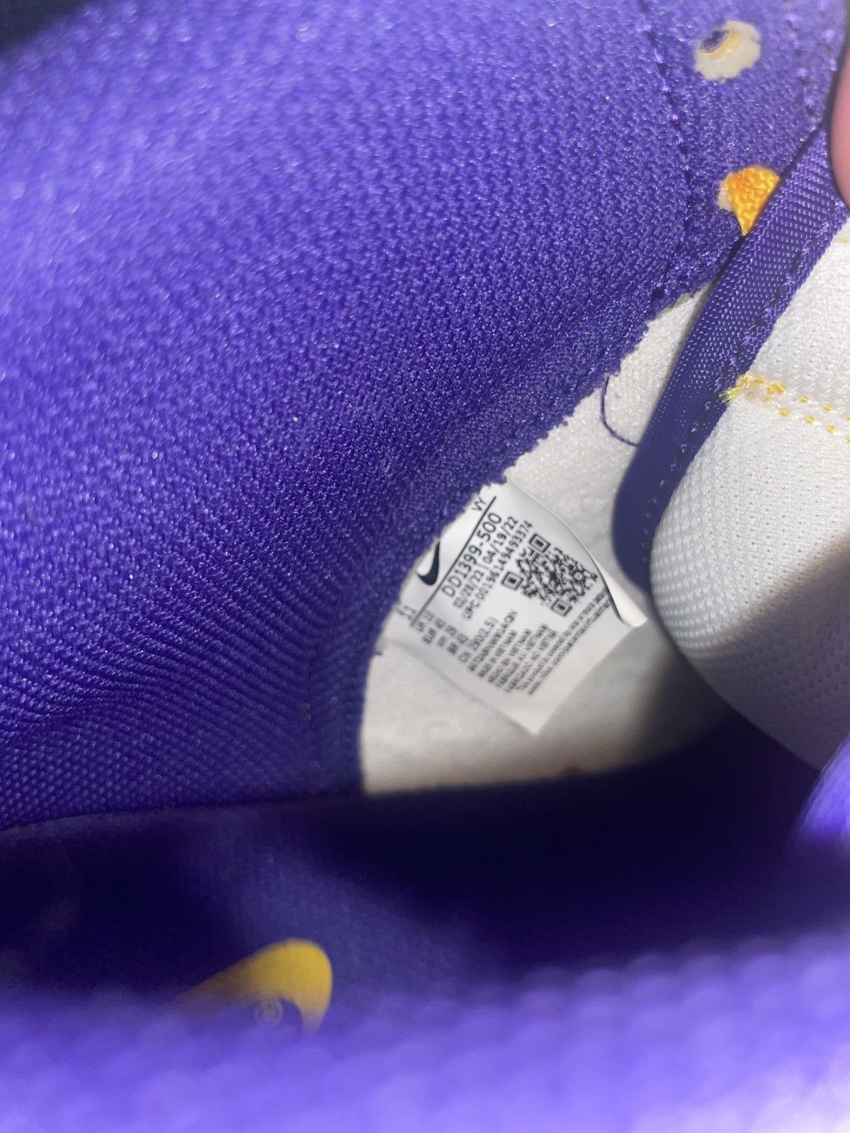 NBA × Nike Nike Dunk High Lakers Size 11 Size US 11 / EU 44 - 7 Thumbnail