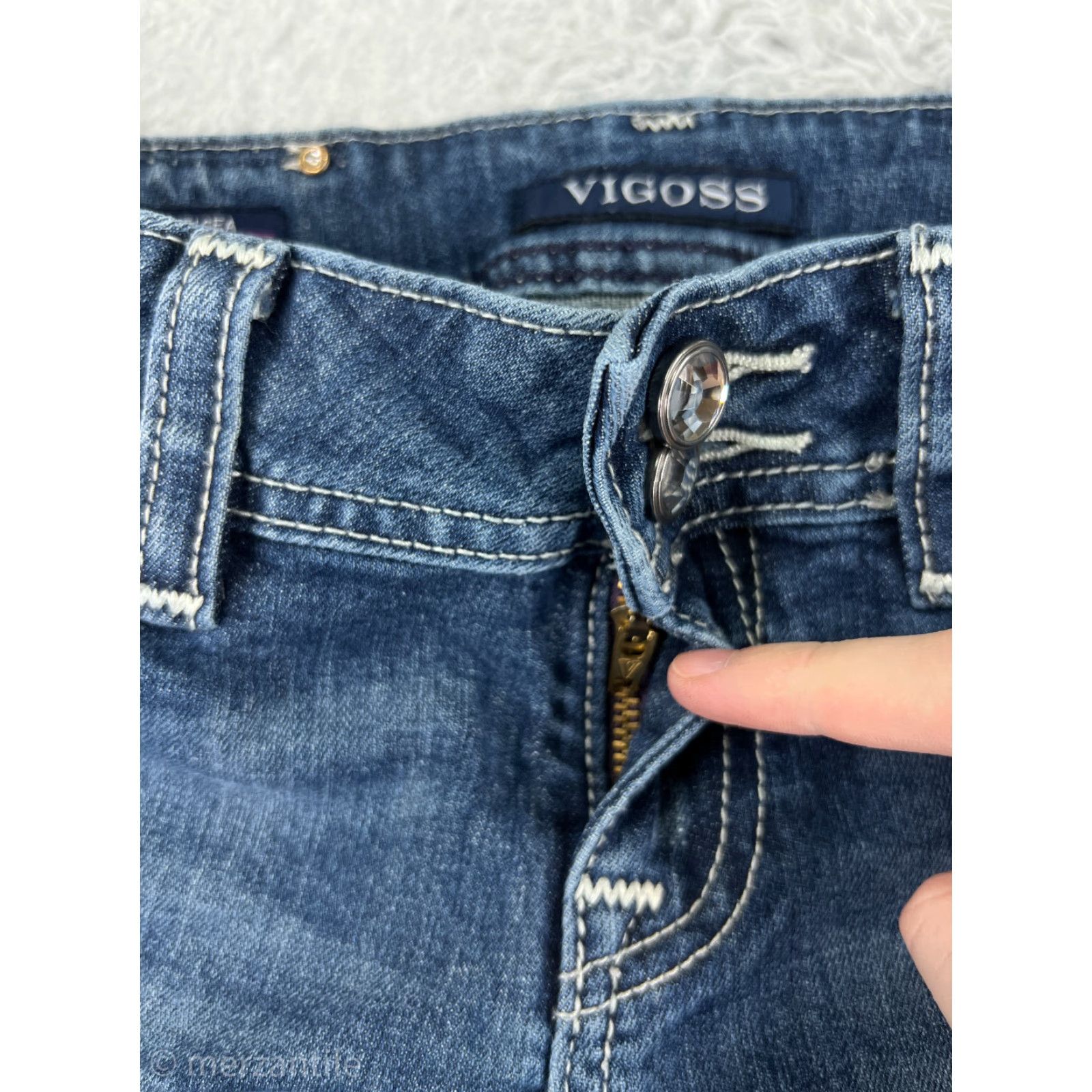 Vintage VIGOSS Womens Jeans Bootcut 4 Blue Denim Slim Distressed Embroidered Zip Fly Pant Size 27" / US 4 / IT 40 - 6 Thumbnail