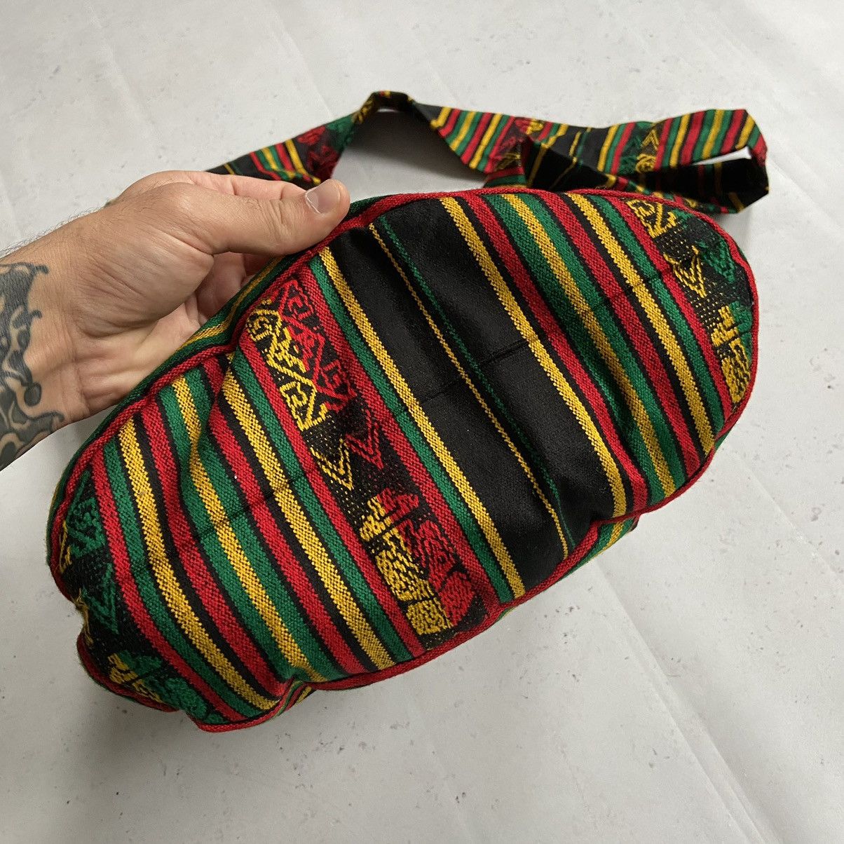 Vintage Vintage Hippie Avant Garde Sling Bag Y2K Weed Styl Crossbody Size ONE SIZE - 7 Thumbnail