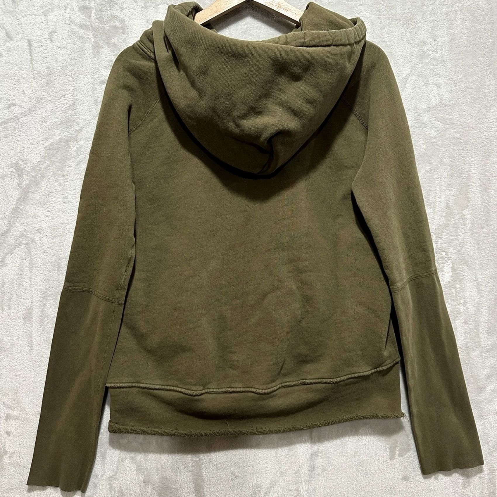 Nili Lotan Nili Lotan Janie Distressed Hoodie Pullover Size M Green Pullover Hooded Pockets 90s Grunge Hip Hop Designer Womens Size M / US 6-8 / IT 42-44 - 2 Thumbnail