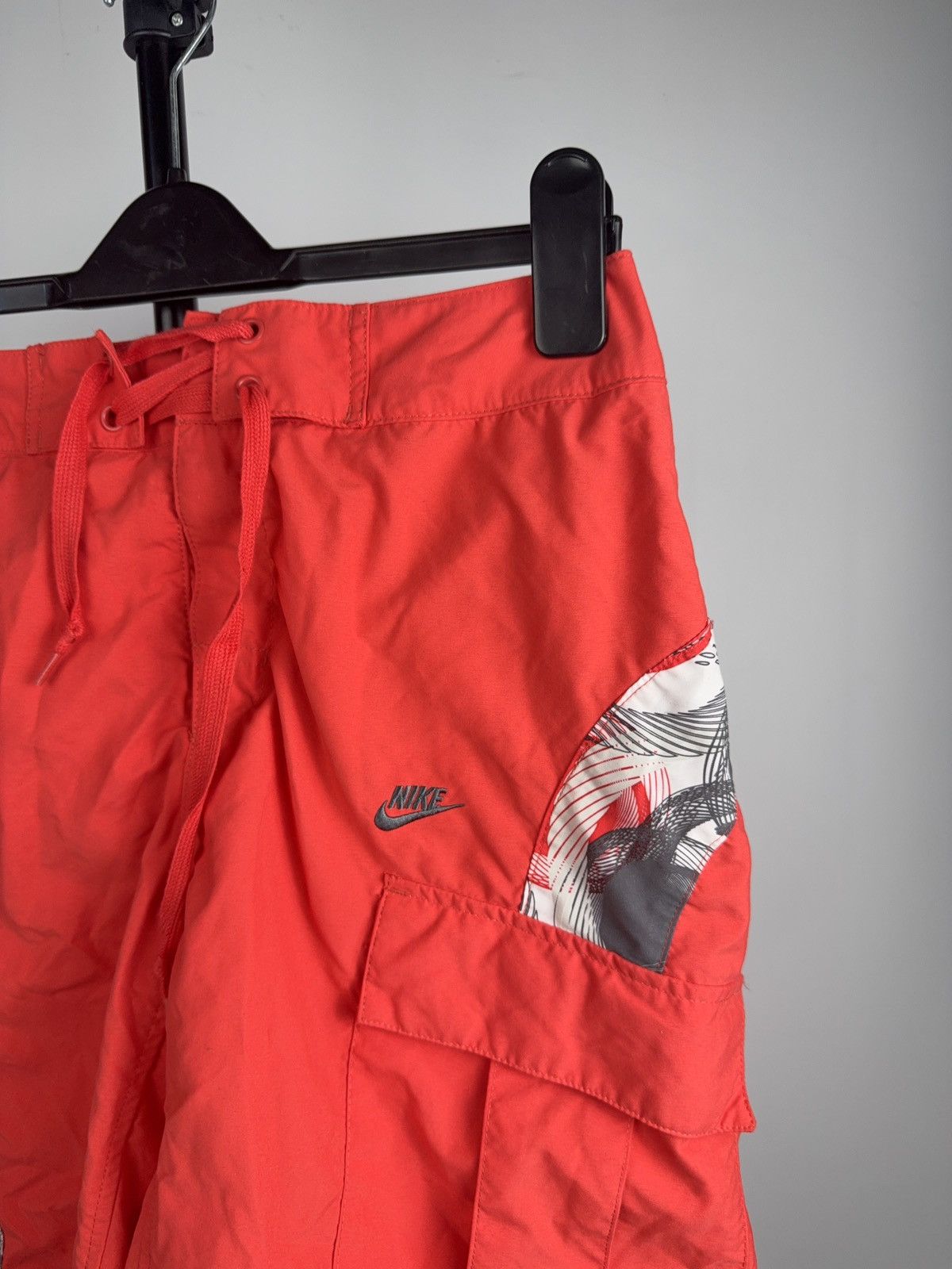 Nike 00s Vintage Nike Board Shorts Red Cargo Surf Y2K Size 30 Size US 30 / EU 46 - 4 Thumbnail