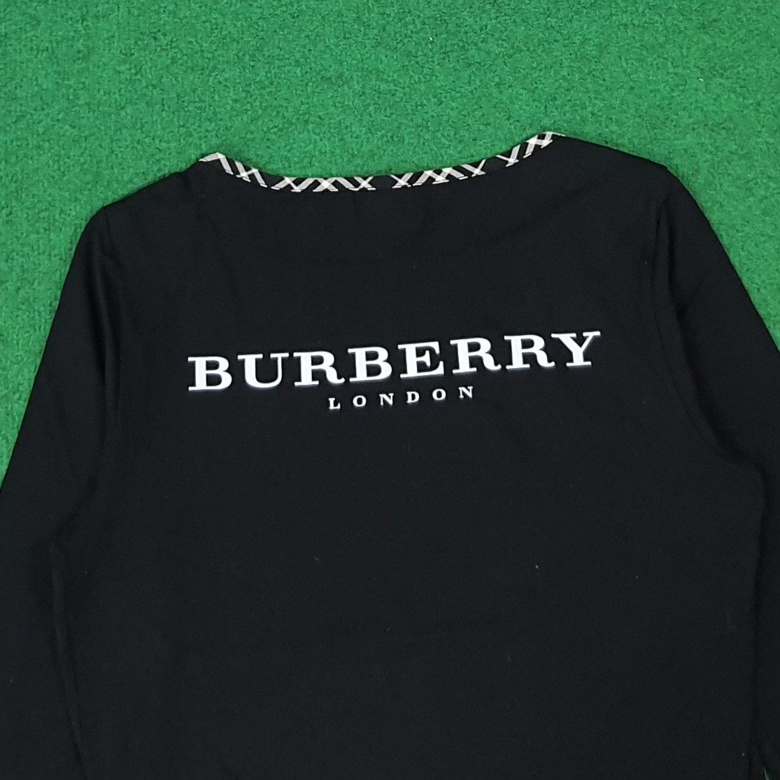 Burberry Burberry Boat Neck Top 3Q Sleeve Custom Logo Tshirt C276N4 Size S / US 4 / IT 40 - 5 Thumbnail