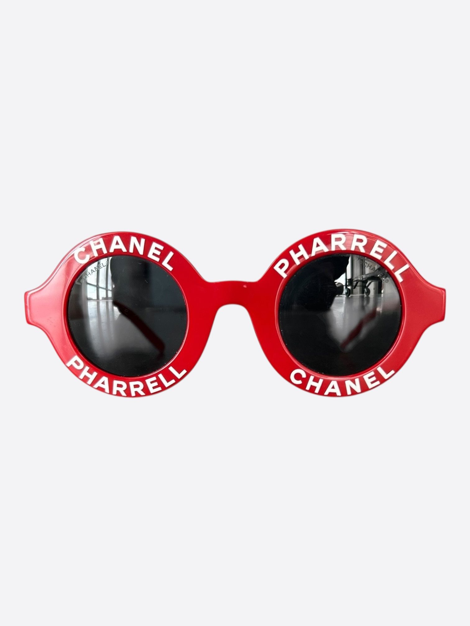 Chanel Chanel Pharrell Red & White Round Sunglasses Size ONE SIZE - 1 Thumbnail