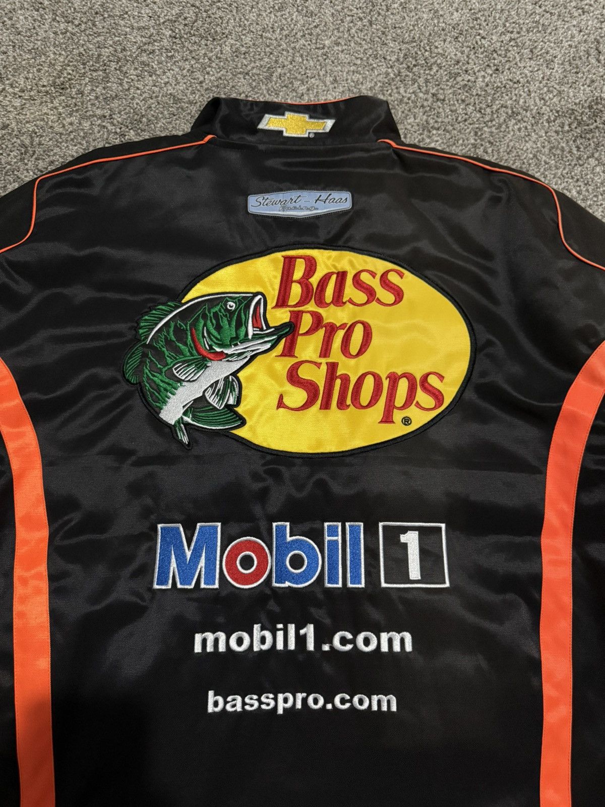 Bass Pro Shops Autographed Tony Stewart Bass Pro Shops Nascar Jacket Size US XL / EU 56 / 4 - 11 Thumbnail